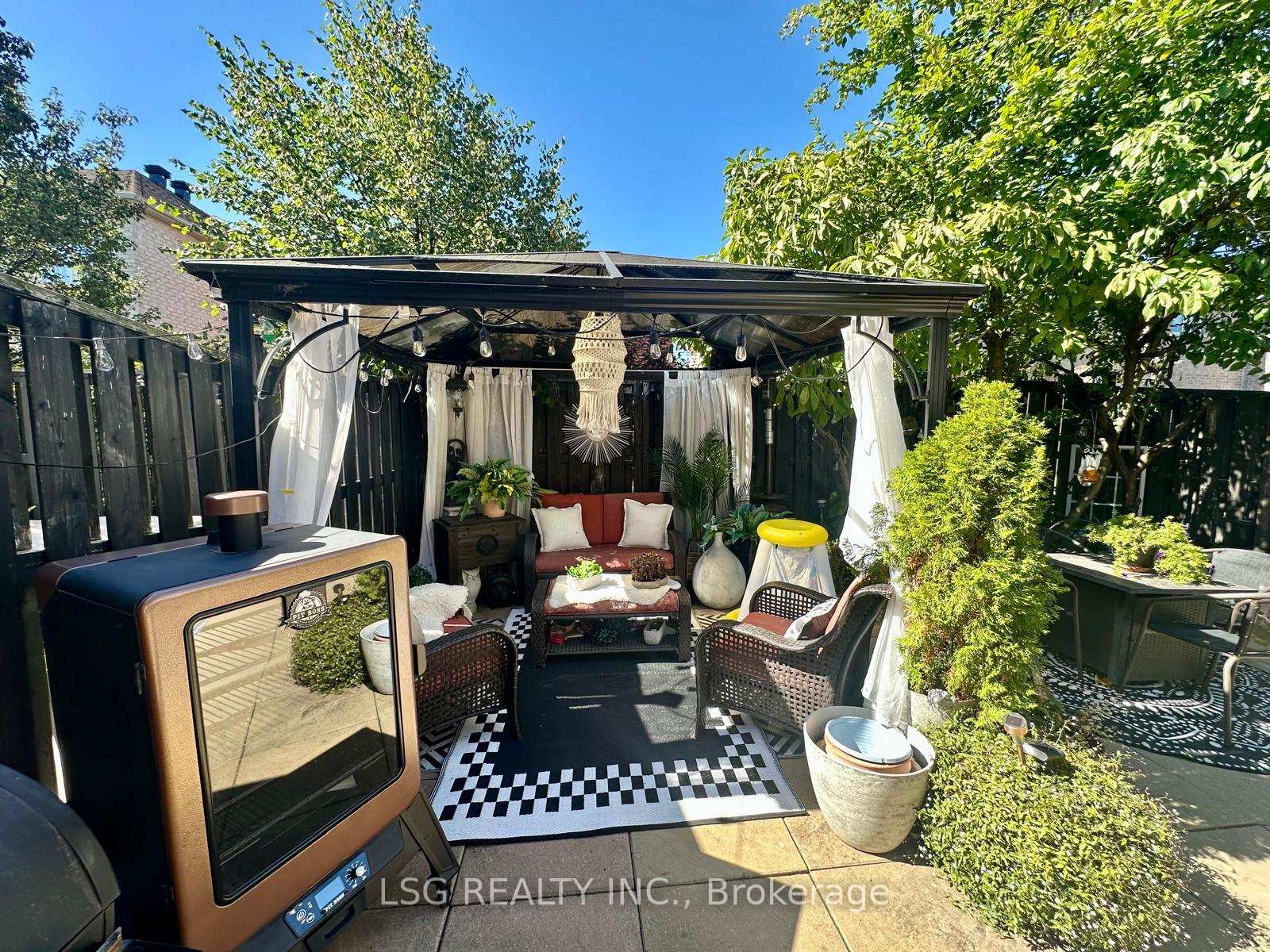 Photo 37 of 235 Venice Gate Drive, Vaughan, Vellore Village — HOMEH