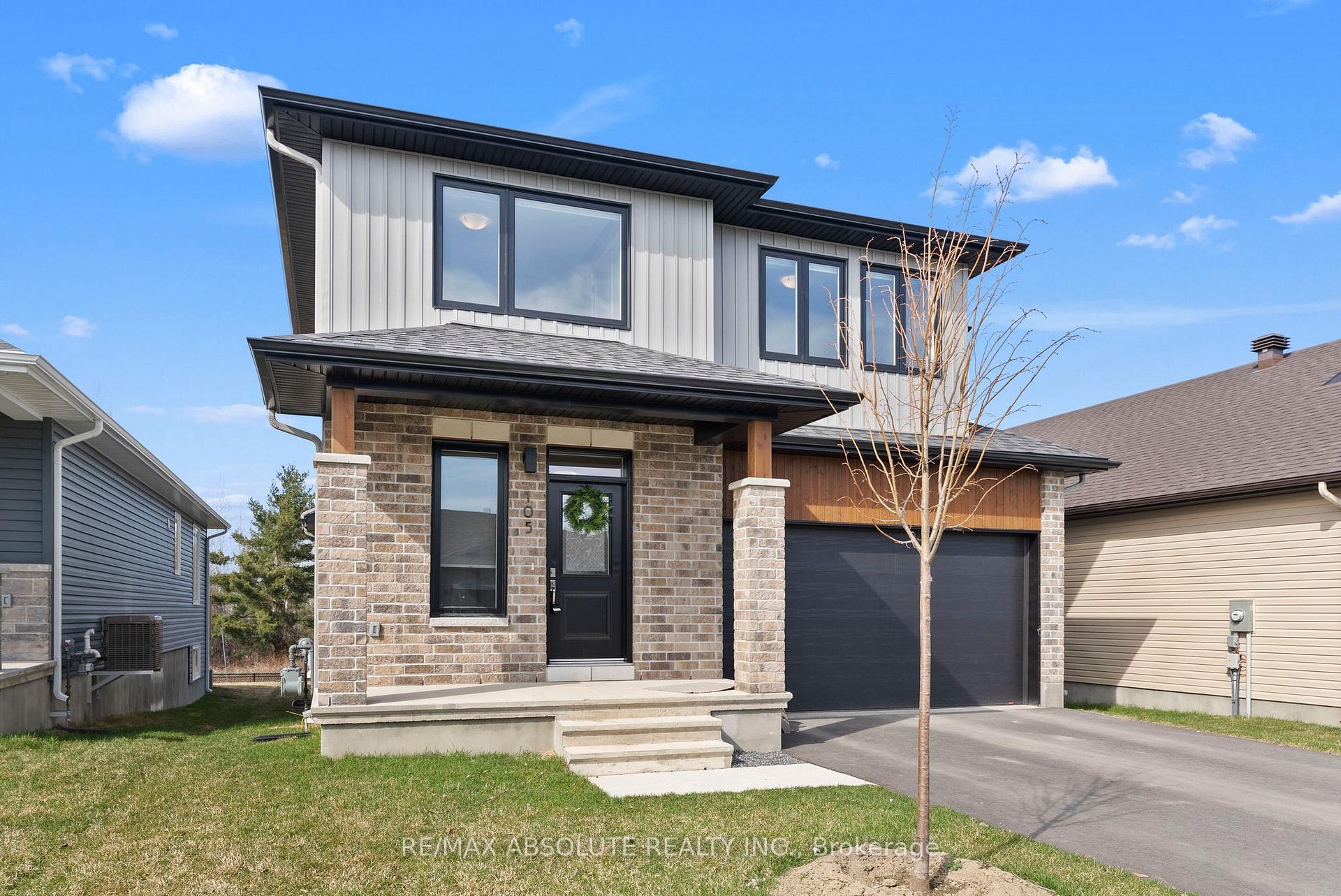 Photo 2 of 105 Seabert Drive, Arnprior — HOMEH