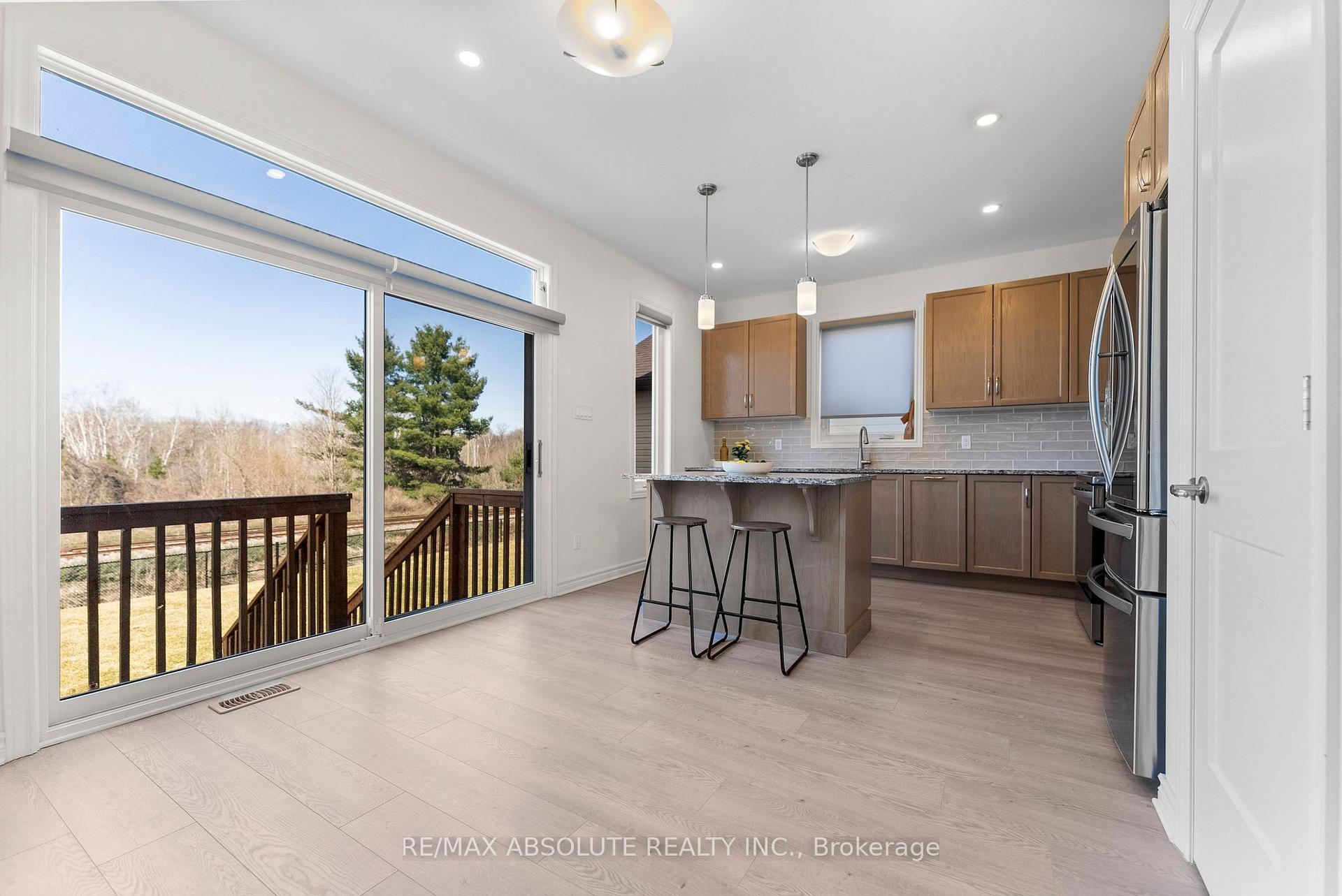 Photo 15 of 105 Seabert Drive, Arnprior — HOMEH