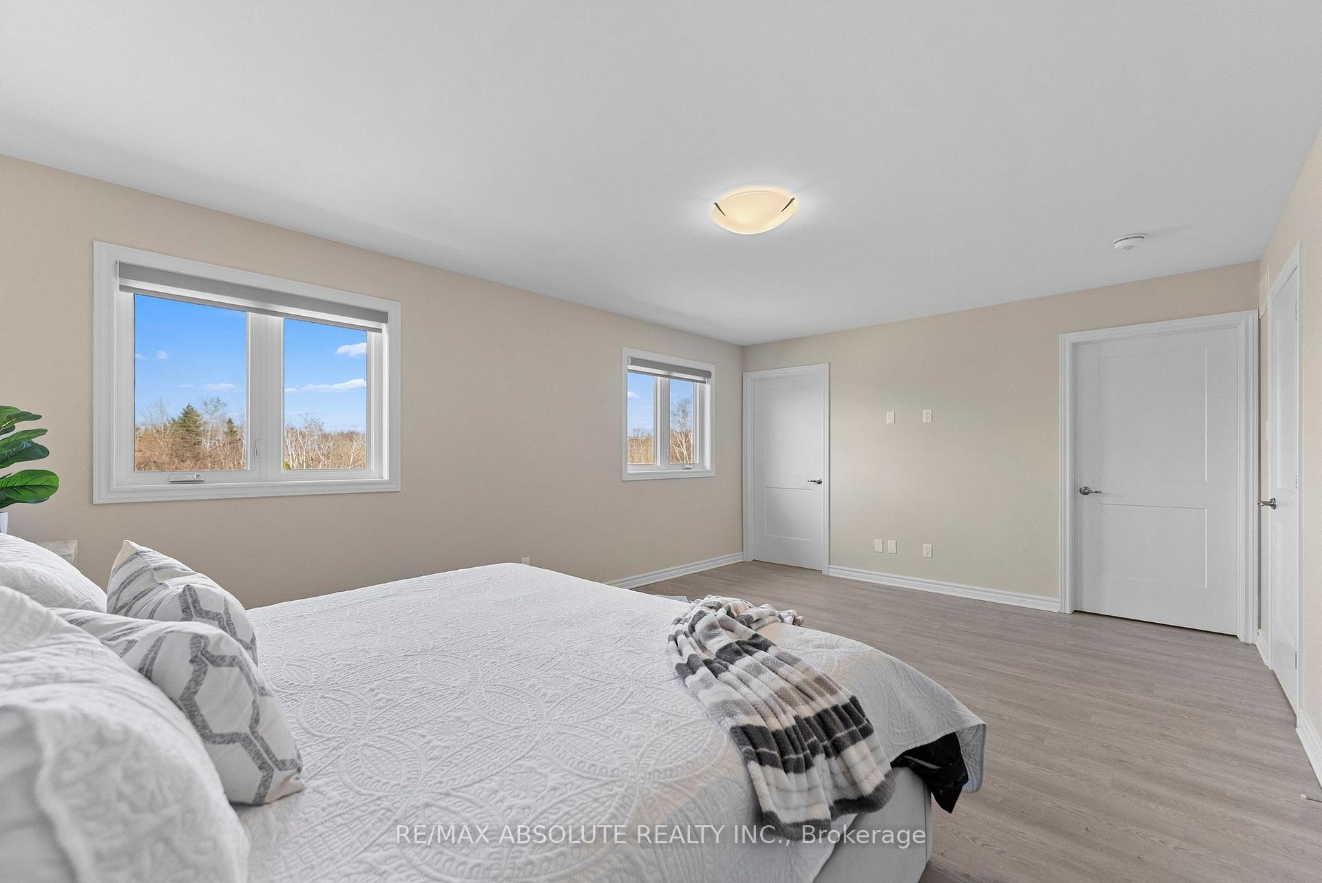 Photo 24 of 105 Seabert Drive, Arnprior — HOMEH