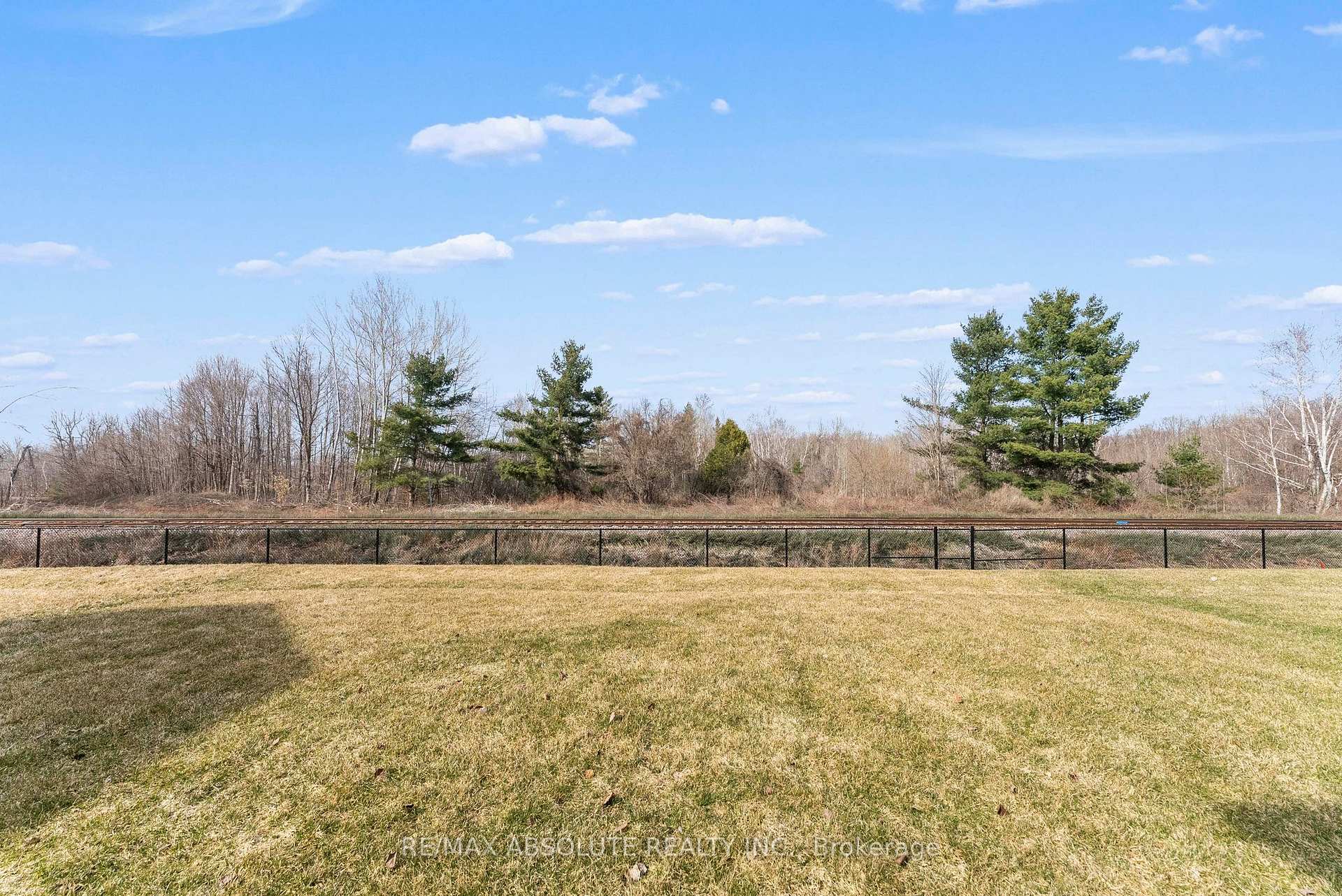 Photo 41 of 105 Seabert Drive, Arnprior — HOMEH