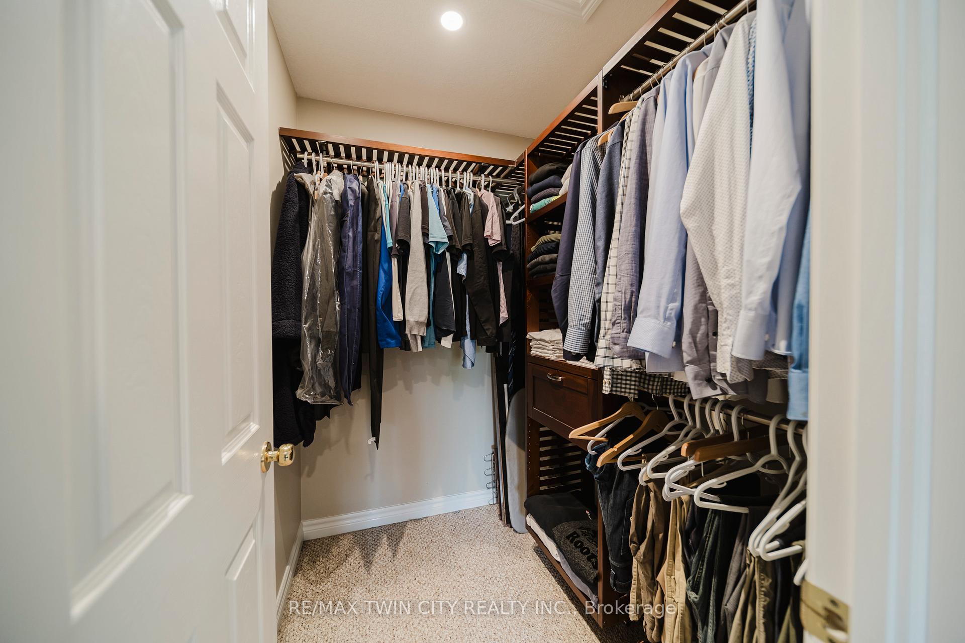 Photo 25 of 69 Parkview Drive, Wellesley — HOMEH