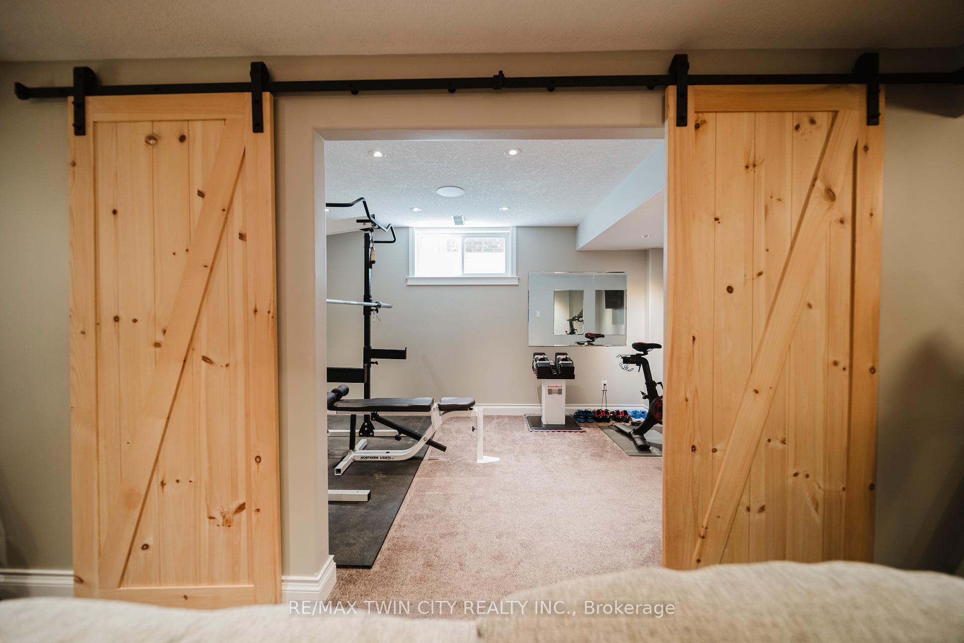 Photo 36 of 69 Parkview Drive, Wellesley — HOMEH