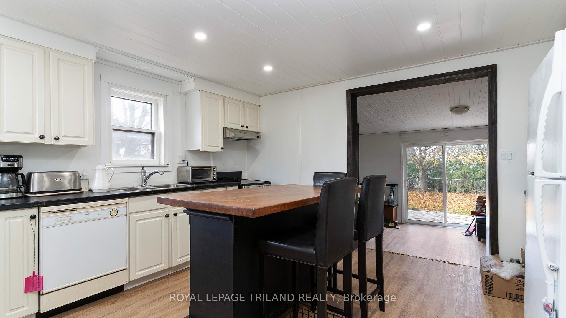 Photo 15 of 290 John Street, Warwick, Watford — HOMEH