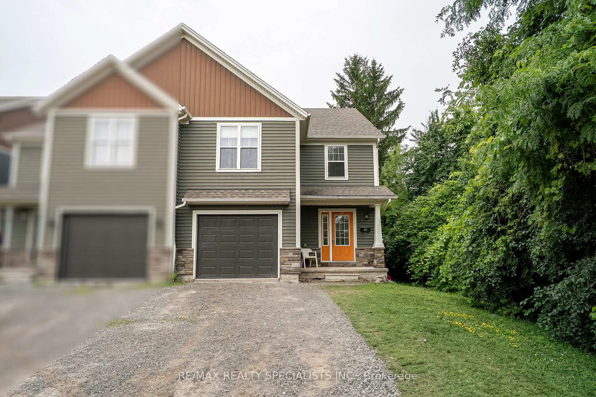 Photo 1 of 607 First Avenue E, Welland, N. Welland — HOMEH