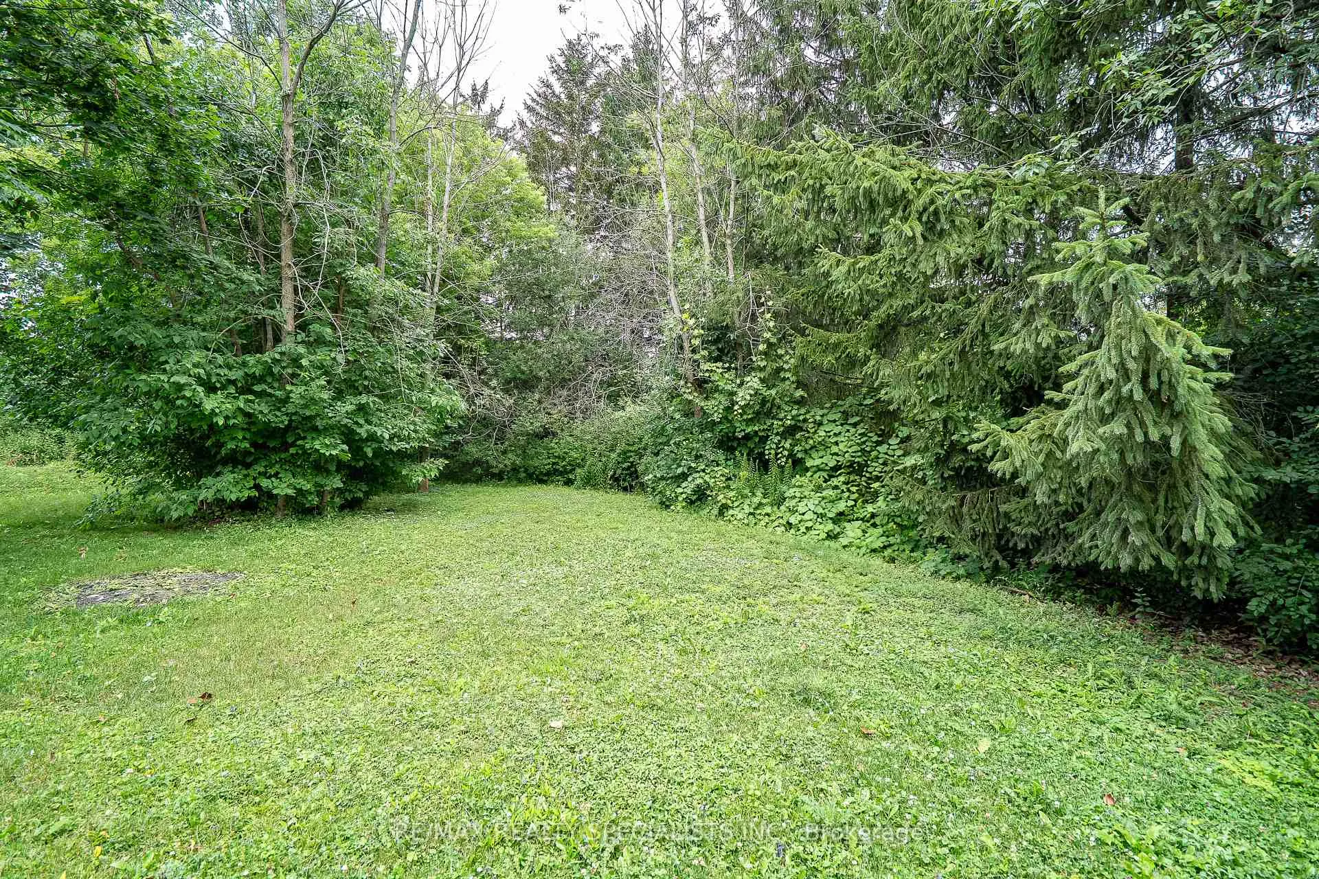 Photo 19 of 607 First Avenue E, Welland, N. Welland — HOMEH