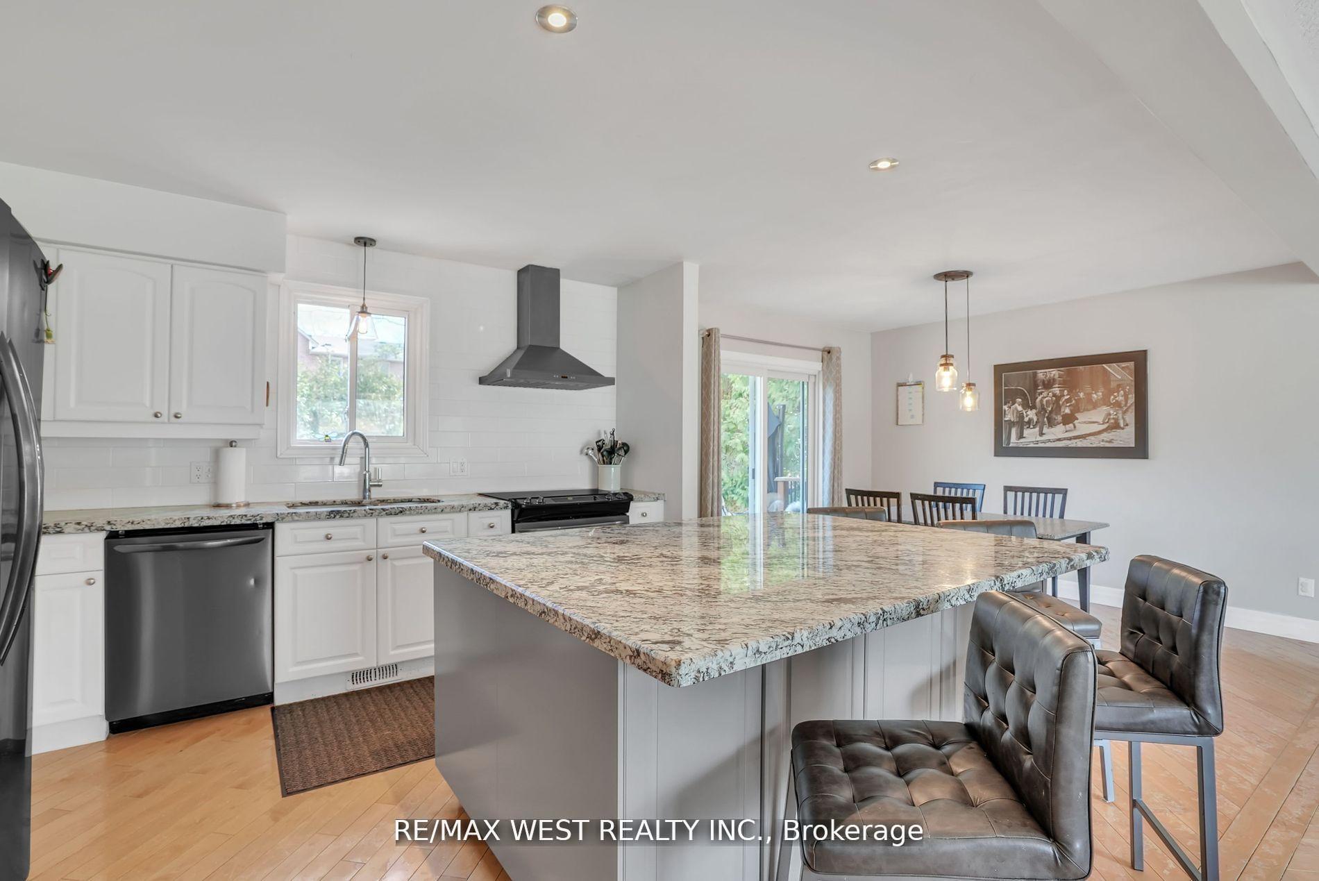 Photo 7 of 279 Sunnidale Road, Wasaga Beach — HOMEH