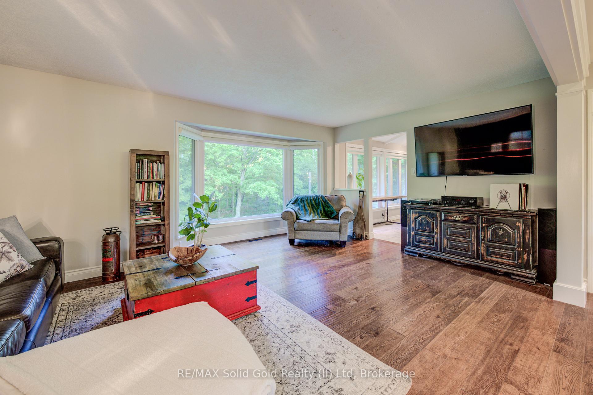 Photo 16 of 2215 Herrgott Road, Wellesley — HOMEH