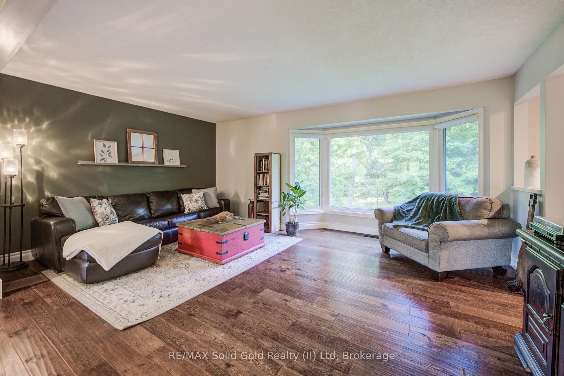 Photo 17 of 2215 Herrgott Road, Wellesley — HOMEH