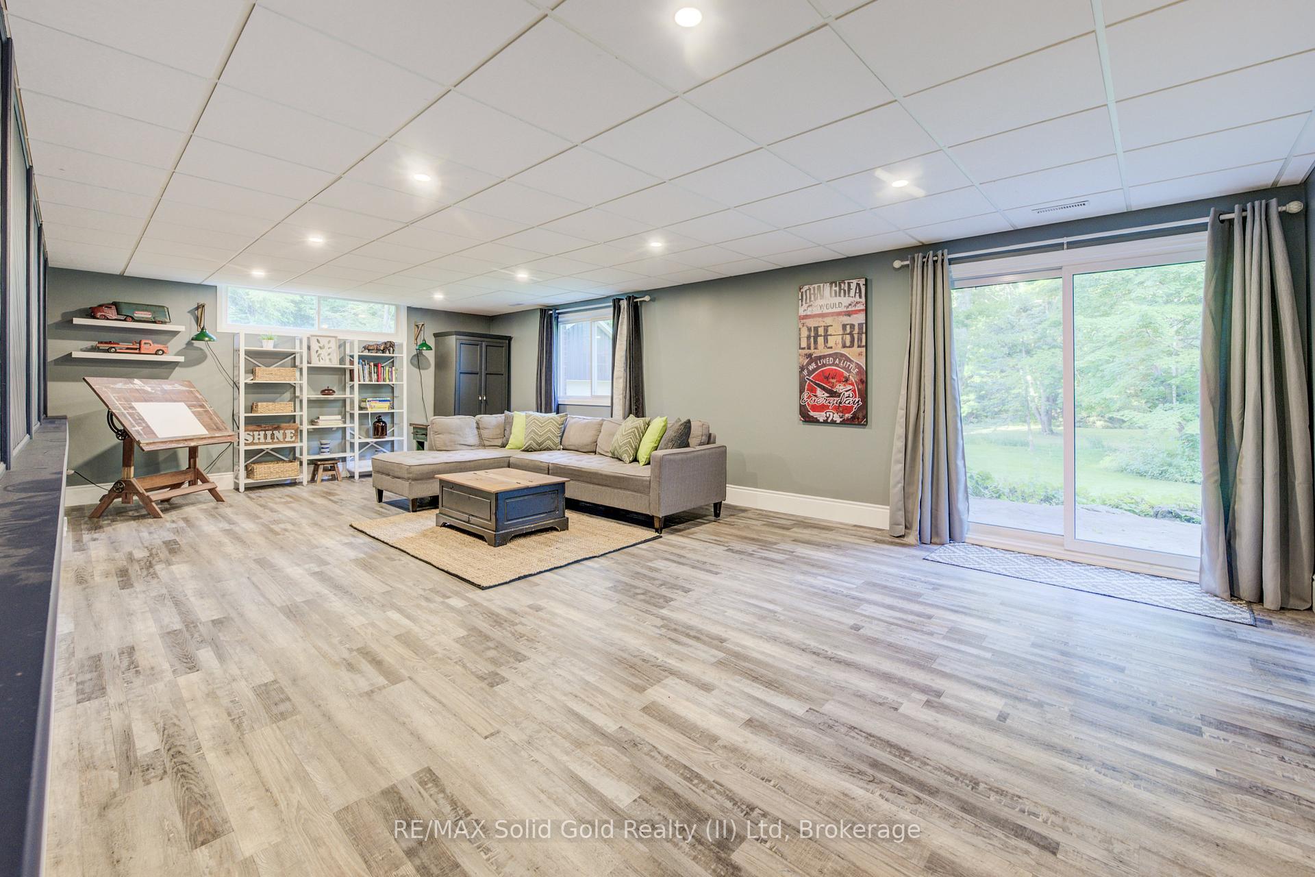 Photo 26 of 2215 Herrgott Road, Wellesley — HOMEH