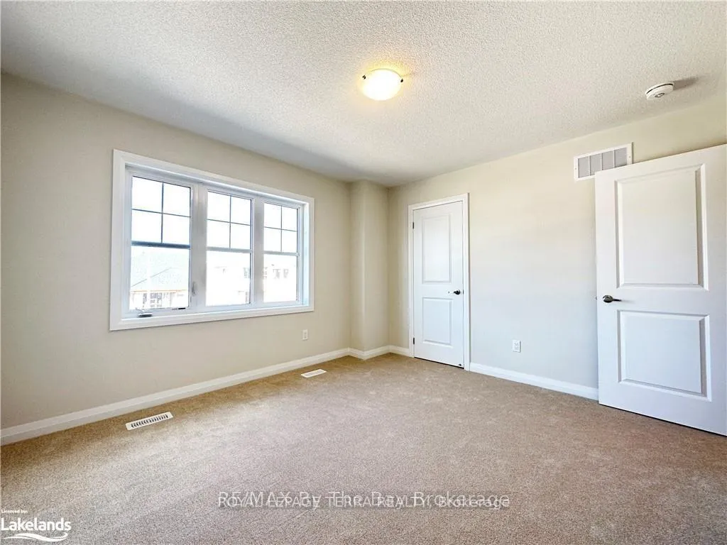 Photo 14 of 58 Nicort Road, Wasaga Beach — HOMEH