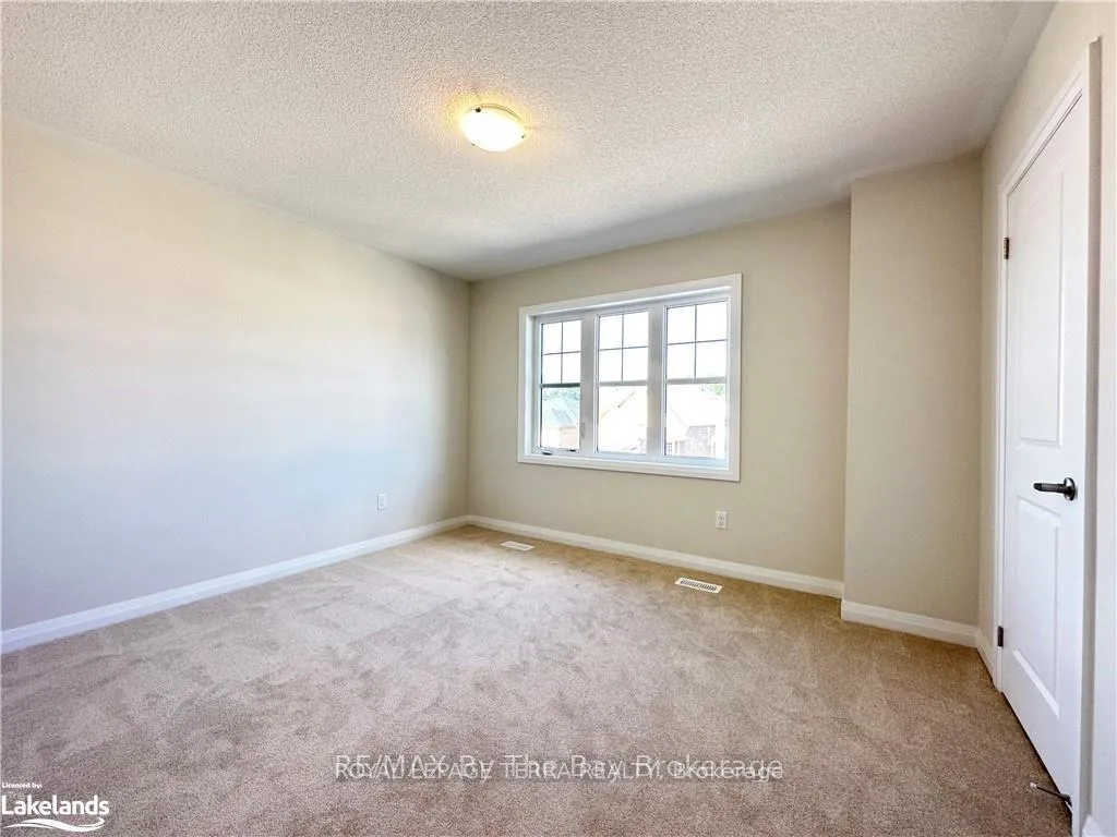 Photo 15 of 58 Nicort Road, Wasaga Beach — HOMEH