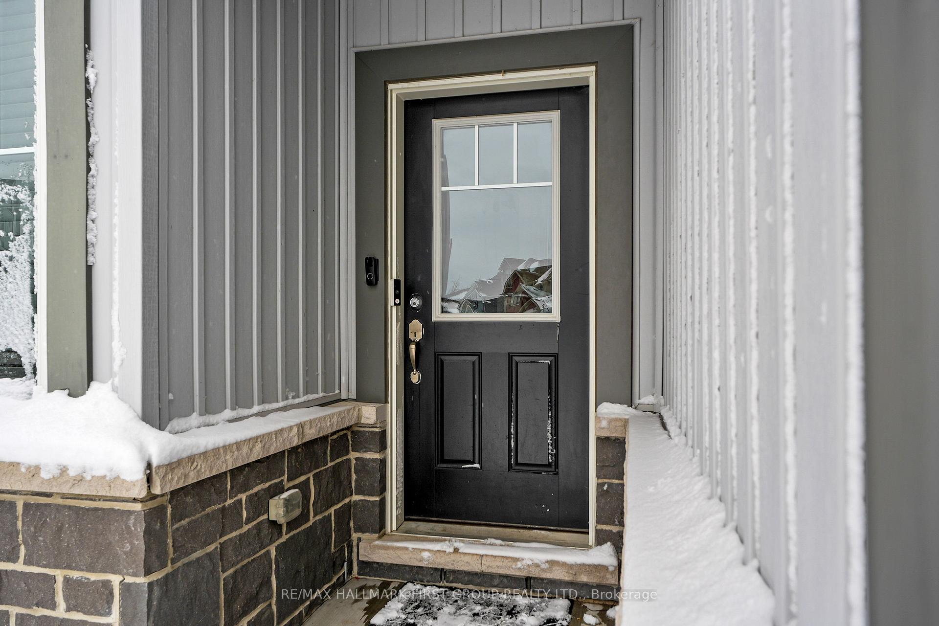 Photo 4 of 10 Walnut Crescent, Belleville, Thurlow Ward — HOMEH