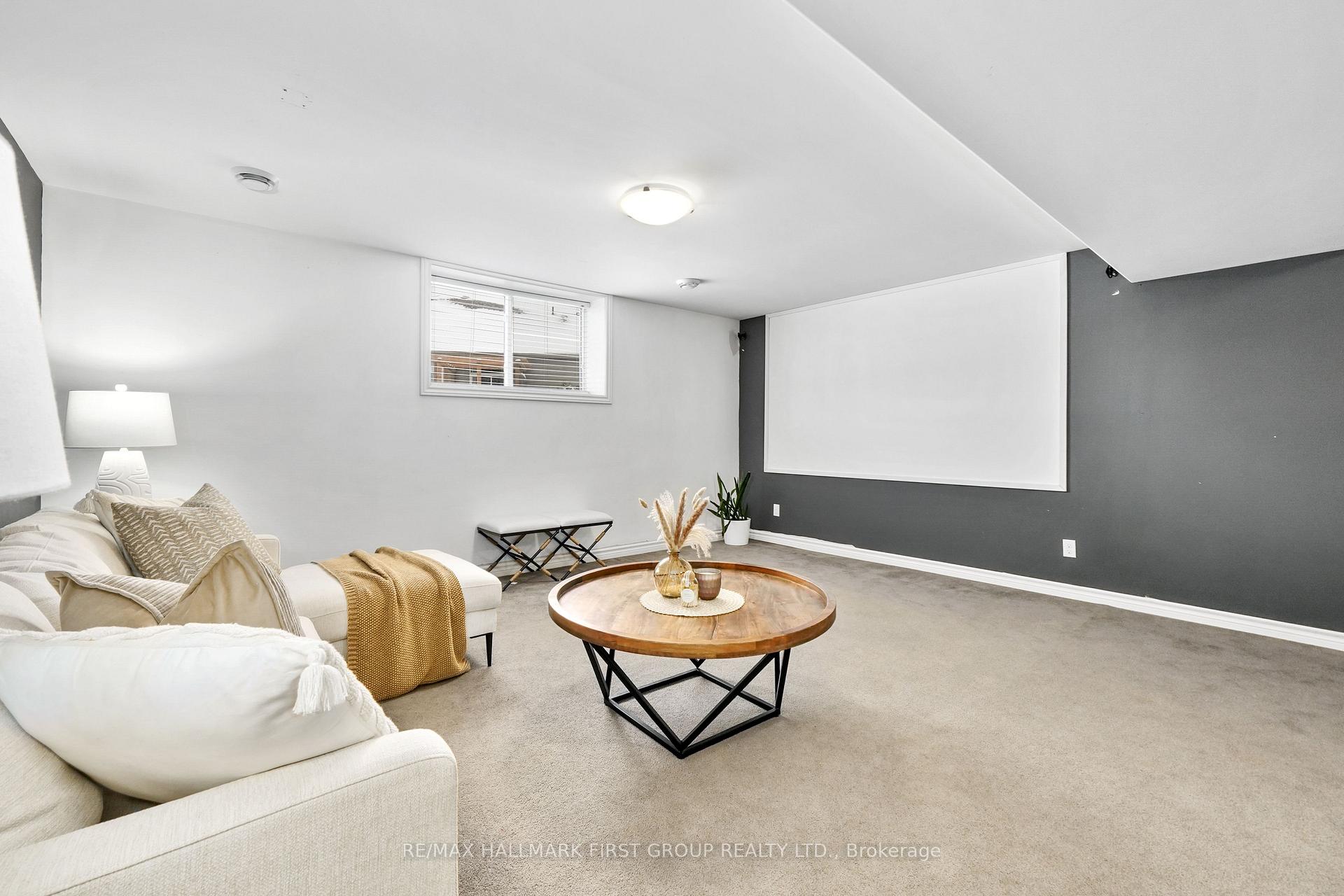 Photo 26 of 10 Walnut Crescent, Belleville, Thurlow Ward — HOMEH