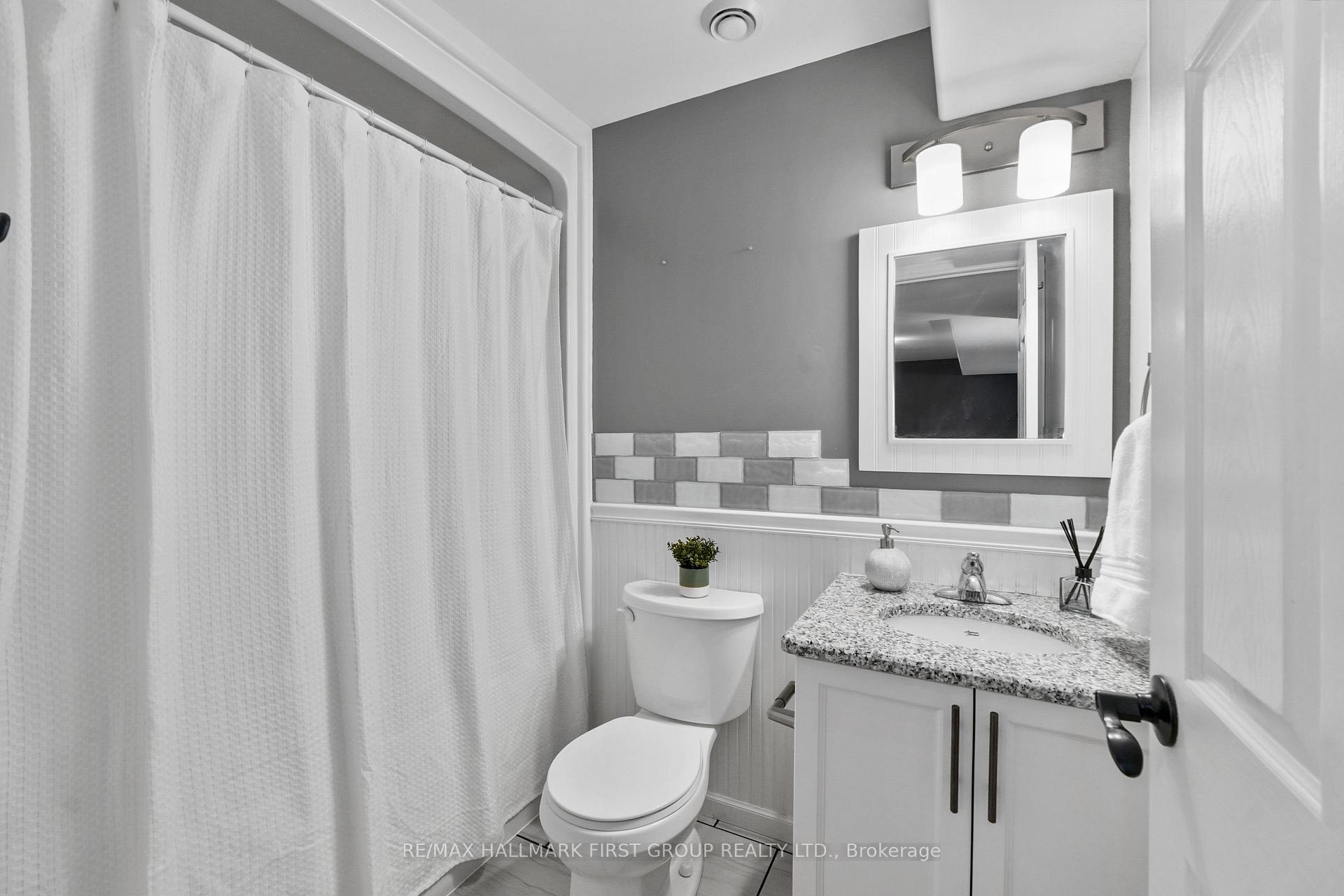 Photo 41 of 10 Walnut Crescent, Belleville, Thurlow Ward — HOMEH