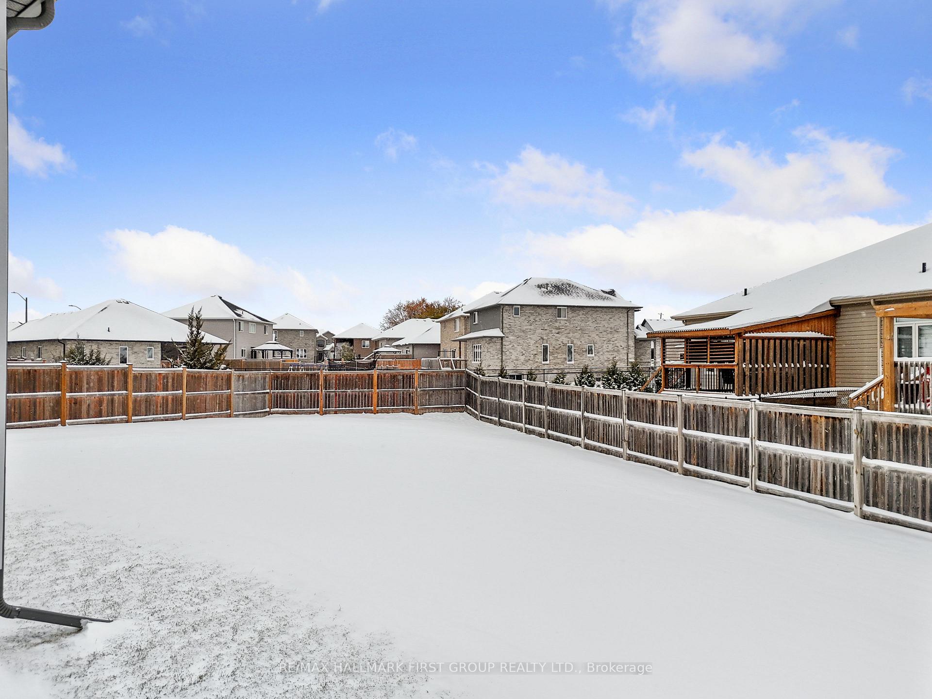 Photo 43 of 10 Walnut Crescent, Belleville, Thurlow Ward — HOMEH