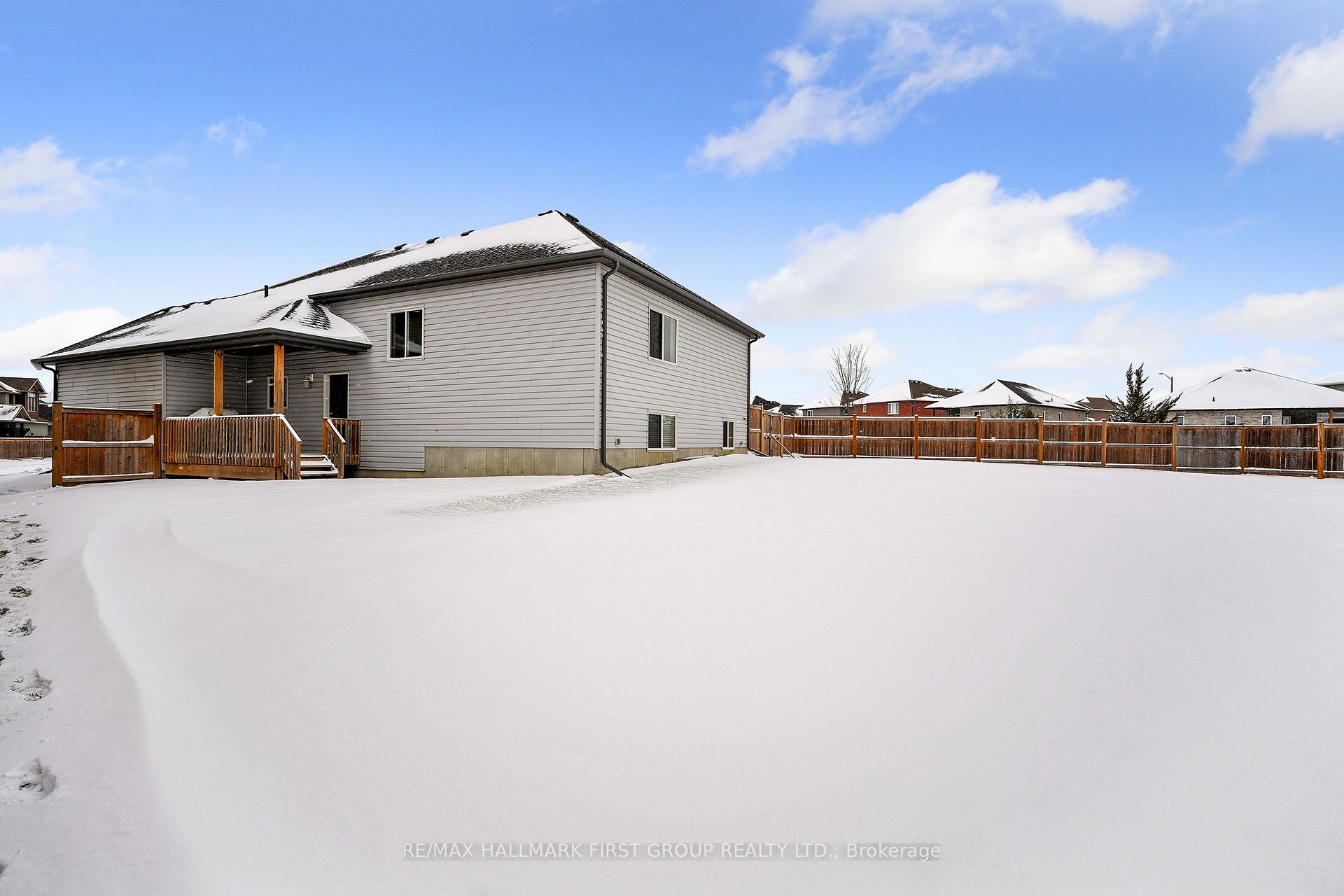 Photo 37 of 10 Walnut Crescent, Belleville, Thurlow Ward — HOMEH