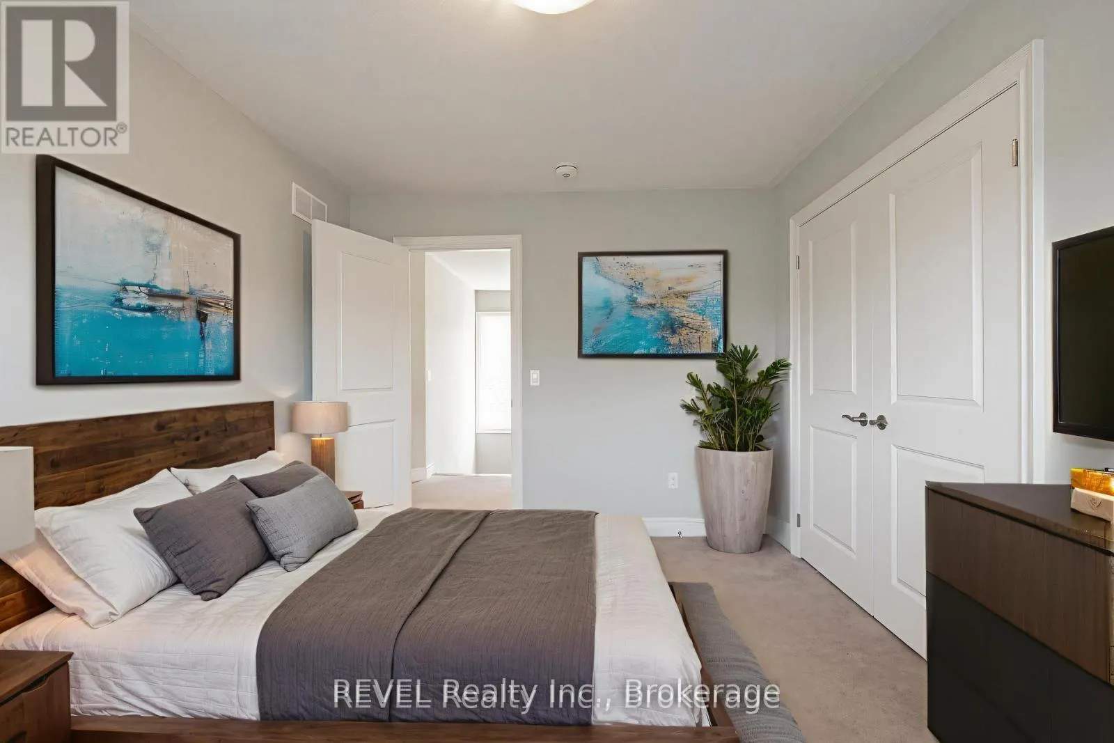 Photo 23 of Unit Upper, 202 Viger Drive, Welland, Lincoln/Crowland — HOMEH