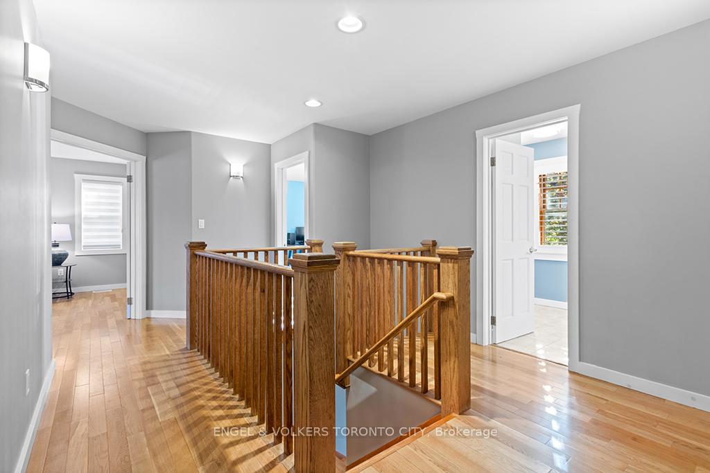 Photo 13 of 19 Indianola Crescent, Wasaga Beach — HOMEH