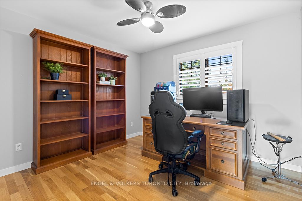 Photo 18 of 19 Indianola Crescent, Wasaga Beach — HOMEH