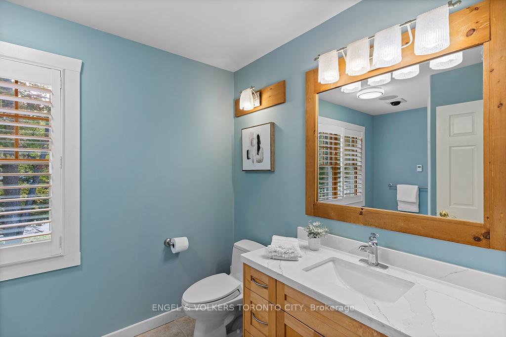 Photo 20 of 19 Indianola Crescent, Wasaga Beach — HOMEH