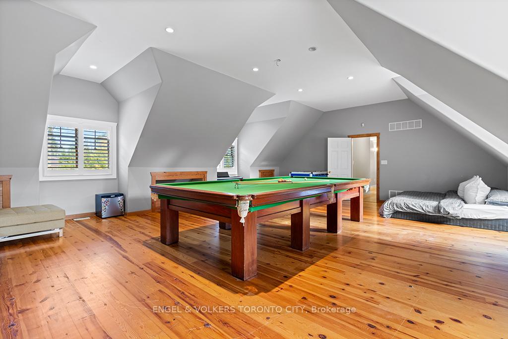 Photo 23 of 19 Indianola Crescent, Wasaga Beach — HOMEH