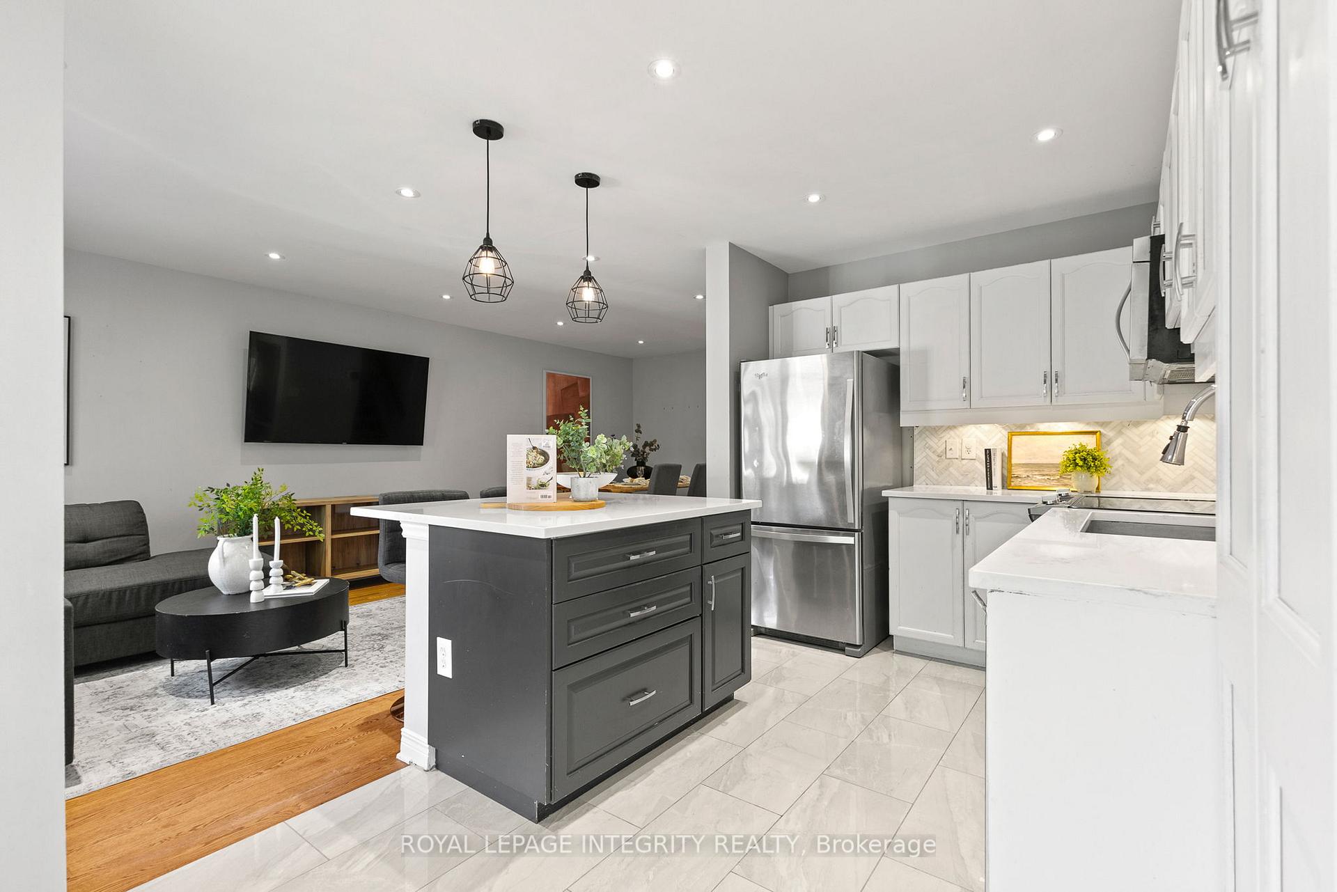 Photo 12 of 12 Sonata Place, Ottawa, Riverview Park — HOMEH