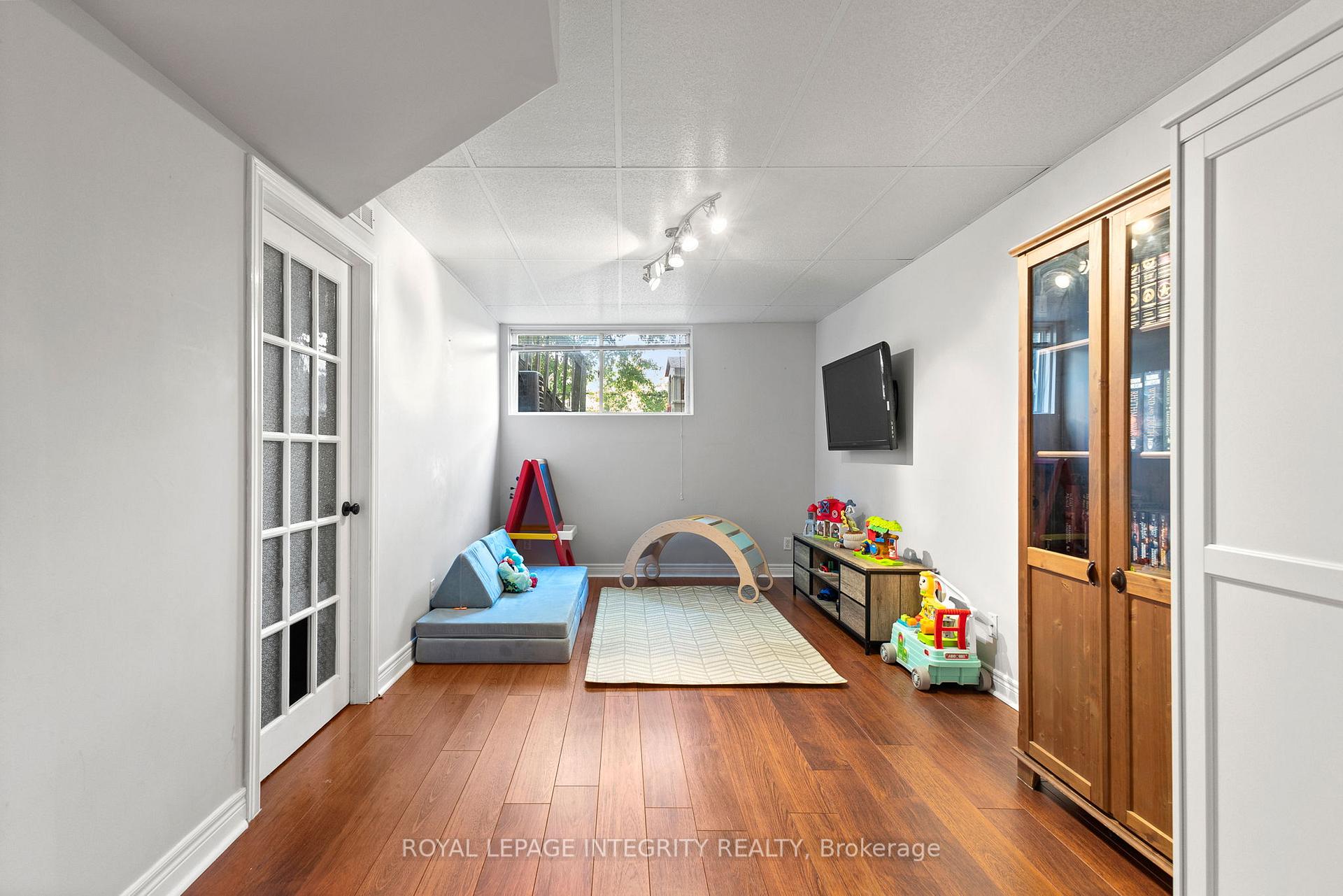Photo 22 of 12 Sonata Place, Ottawa, Riverview Park — HOMEH