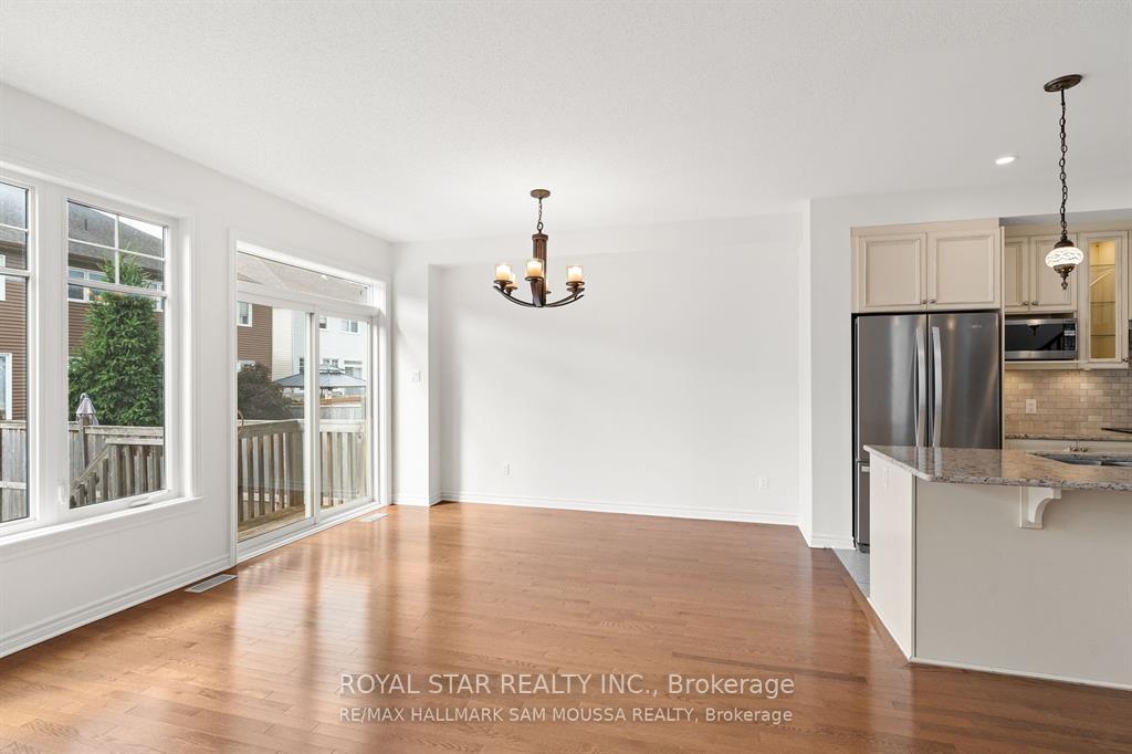 Photo 12 of 991 Bunchberry Way, Ottawa, Blossom Park/Kemp Park/Findlay Creek — HOMEH
