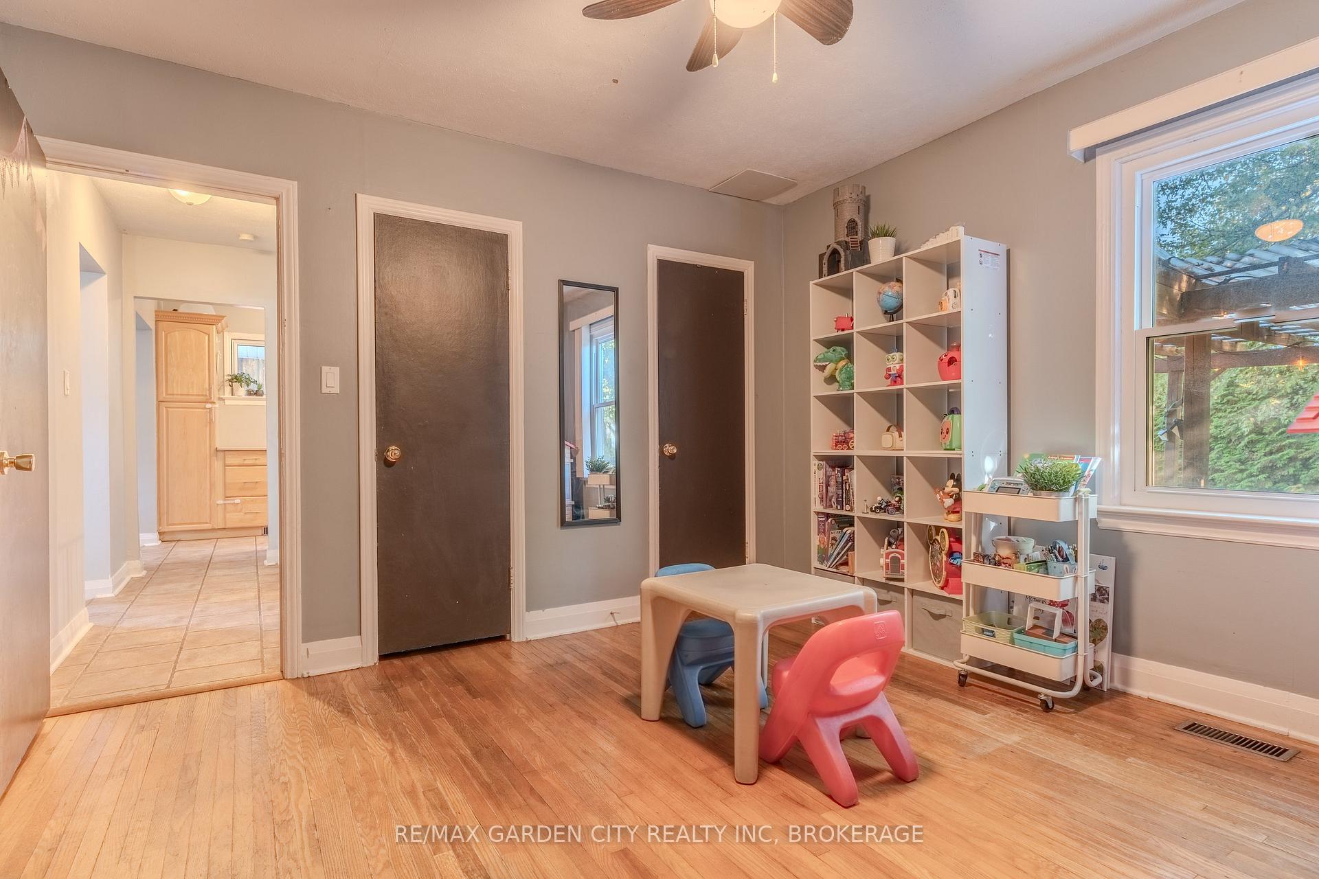 Photo 14 of 201 Thorold Road, Welland, Prince Charles — HOMEH