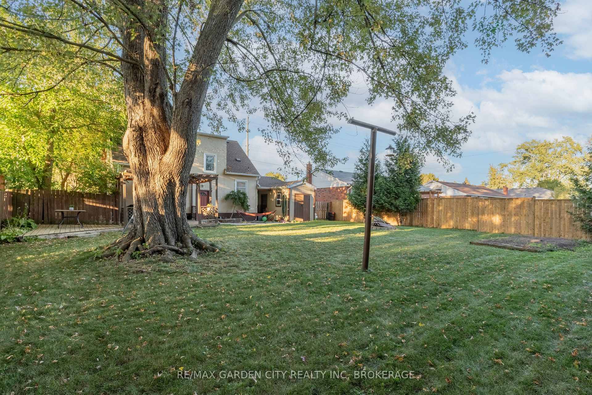 Photo 28 of 201 Thorold Road, Welland, Prince Charles — HOMEH