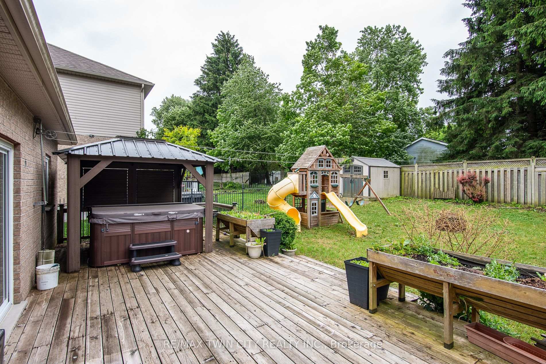 Photo 6 of 178 Ferris Drive, Wellesley — HOMEH