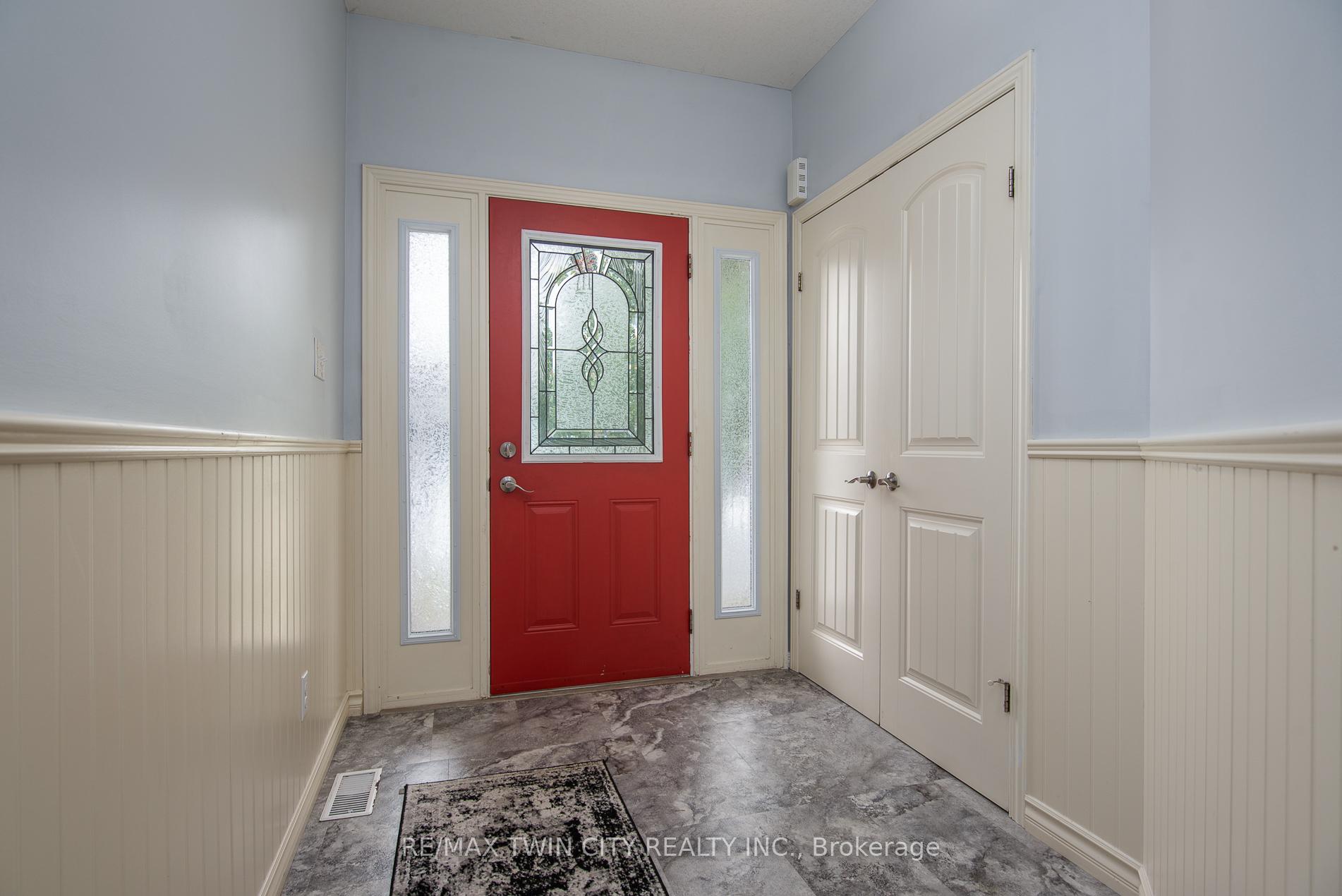 Photo 8 of 178 Ferris Drive, Wellesley — HOMEH