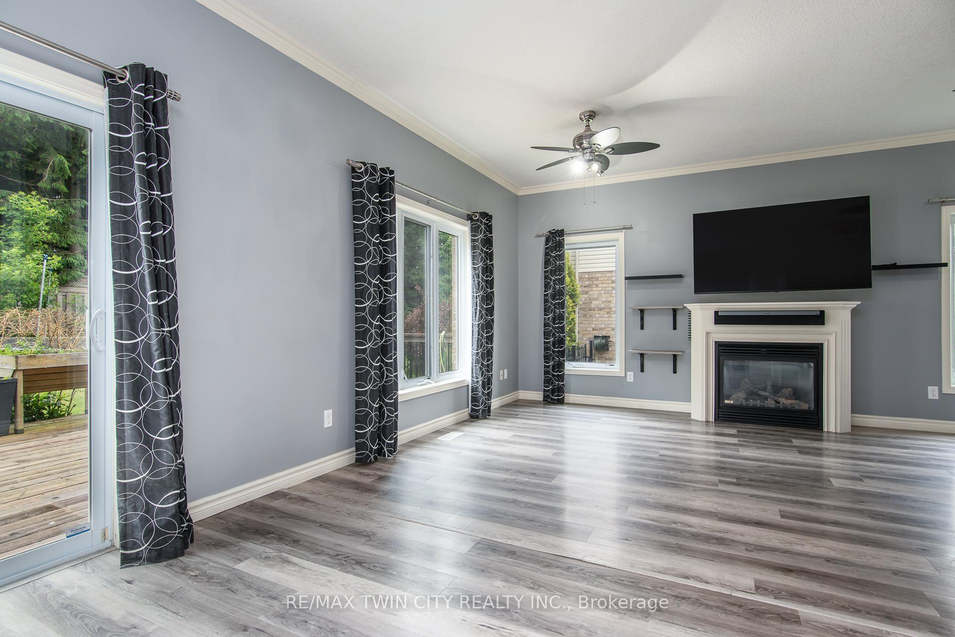 Photo 11 of 178 Ferris Drive, Wellesley — HOMEH