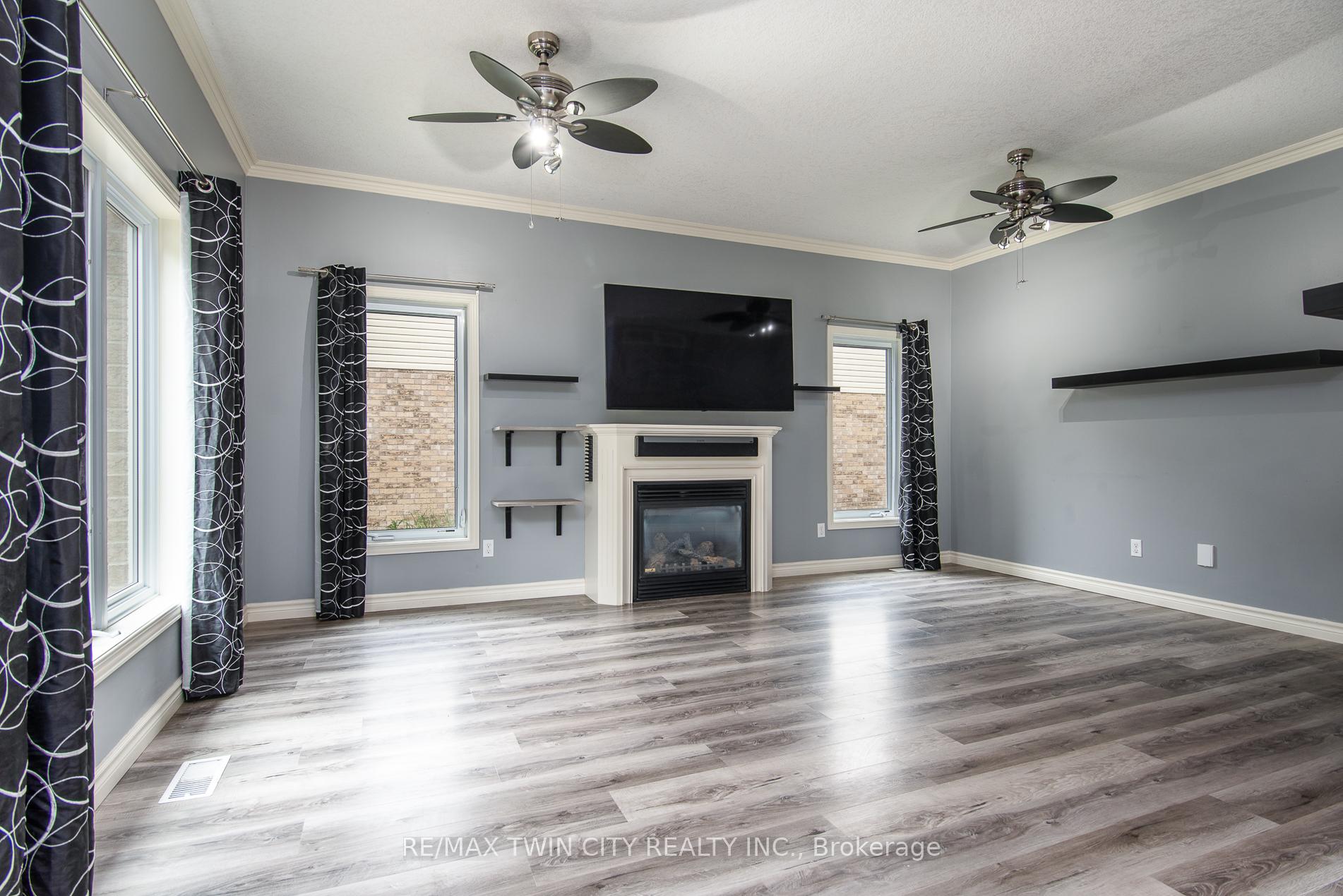 Photo 12 of 178 Ferris Drive, Wellesley — HOMEH