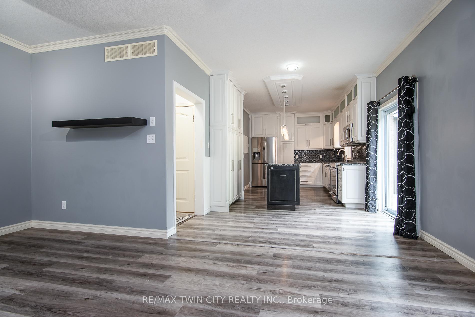 Photo 14 of 178 Ferris Drive, Wellesley — HOMEH