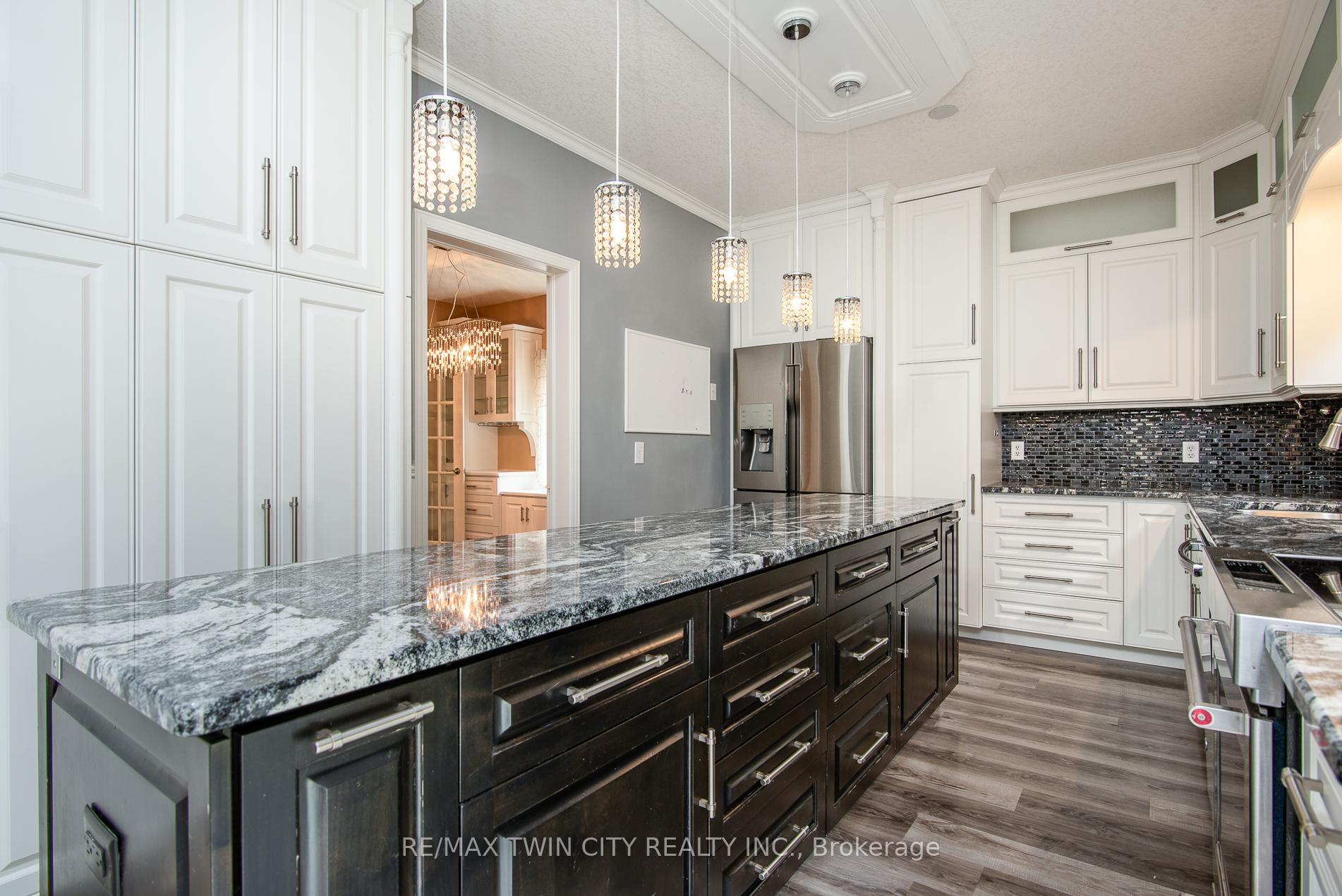 Photo 18 of 178 Ferris Drive, Wellesley — HOMEH