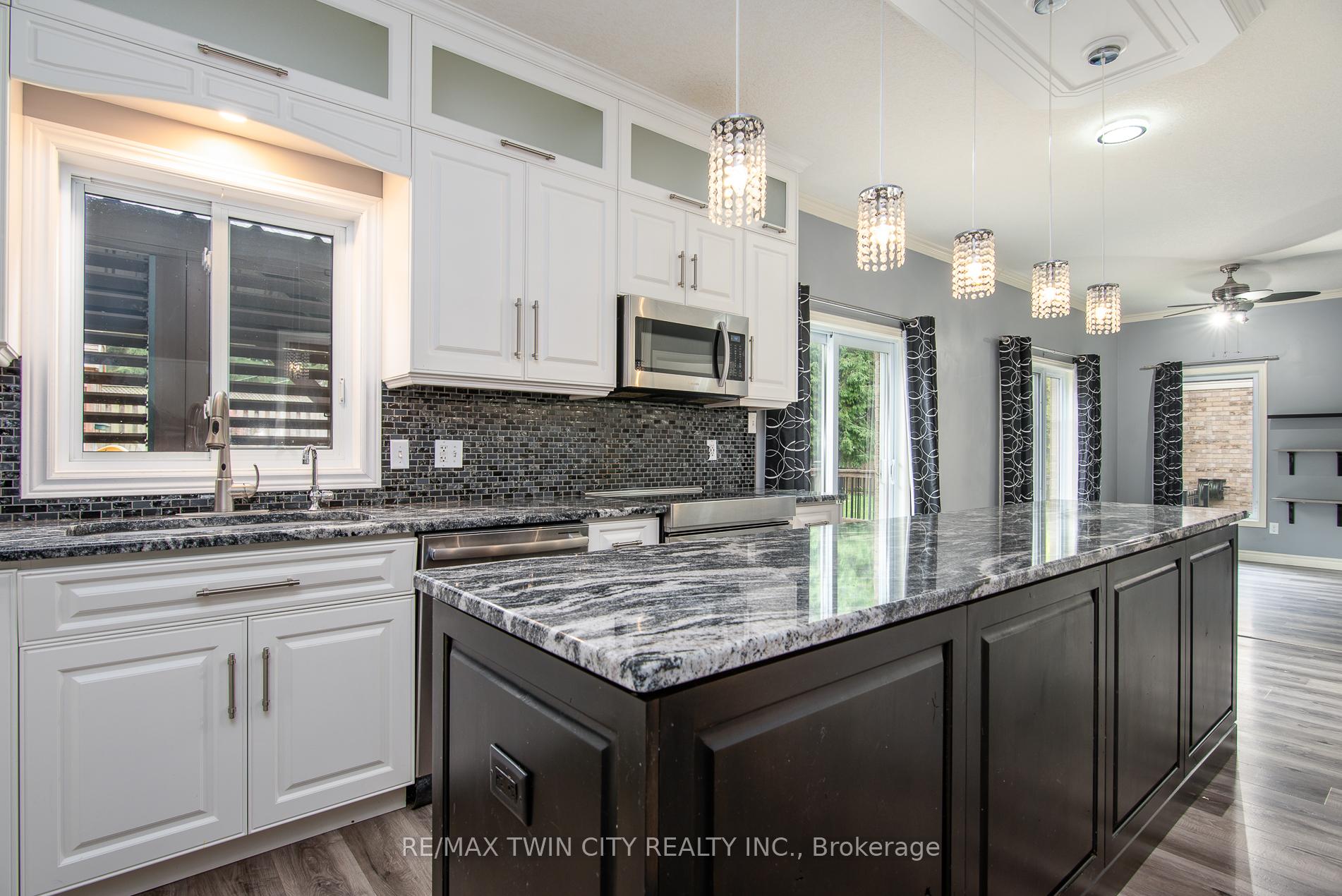Photo 21 of 178 Ferris Drive, Wellesley — HOMEH