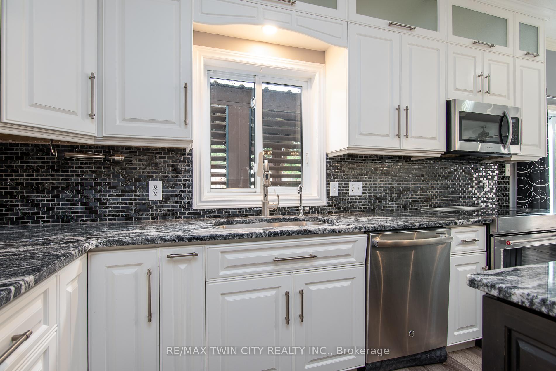 Photo 22 of 178 Ferris Drive, Wellesley — HOMEH