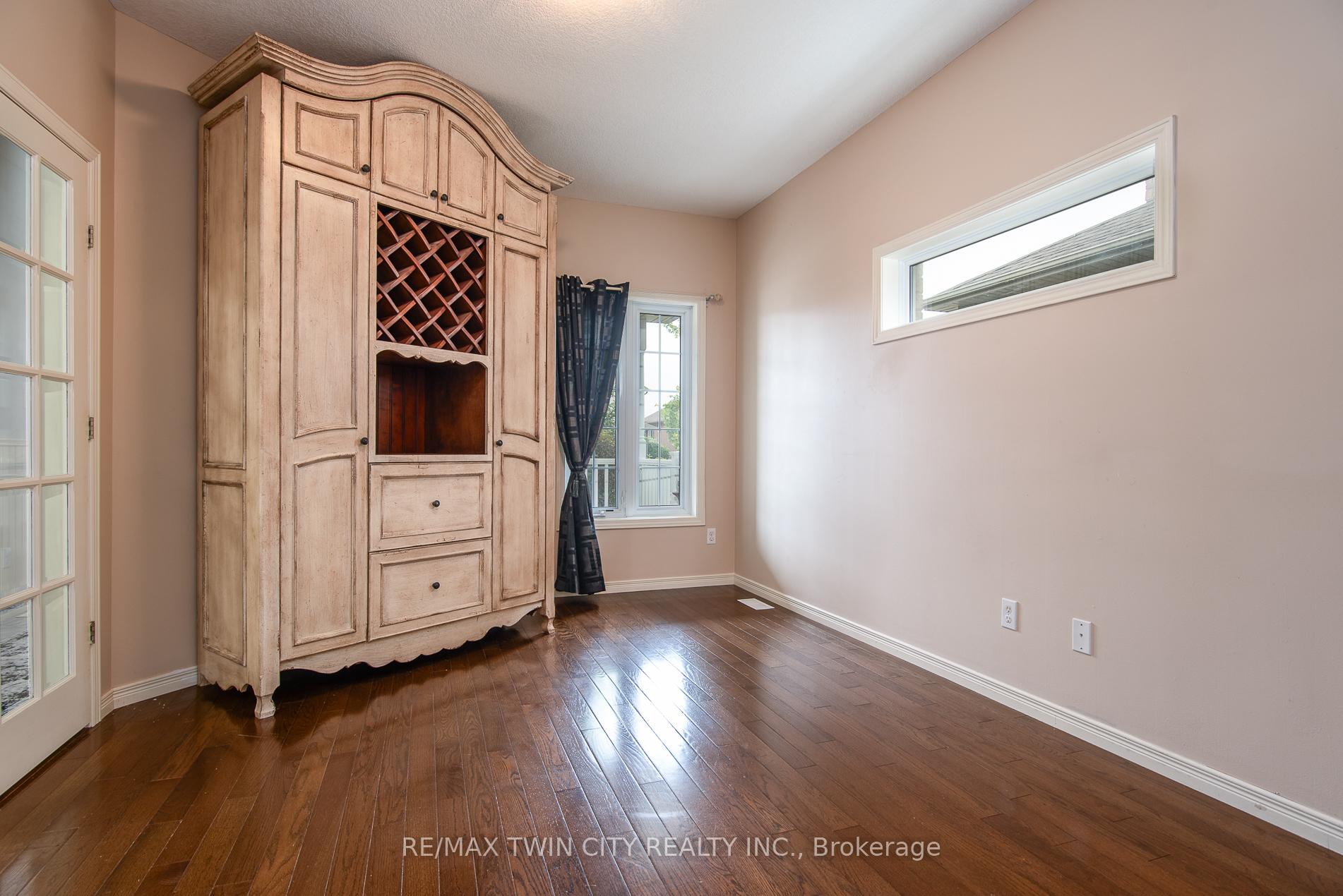 Photo 26 of 178 Ferris Drive, Wellesley — HOMEH