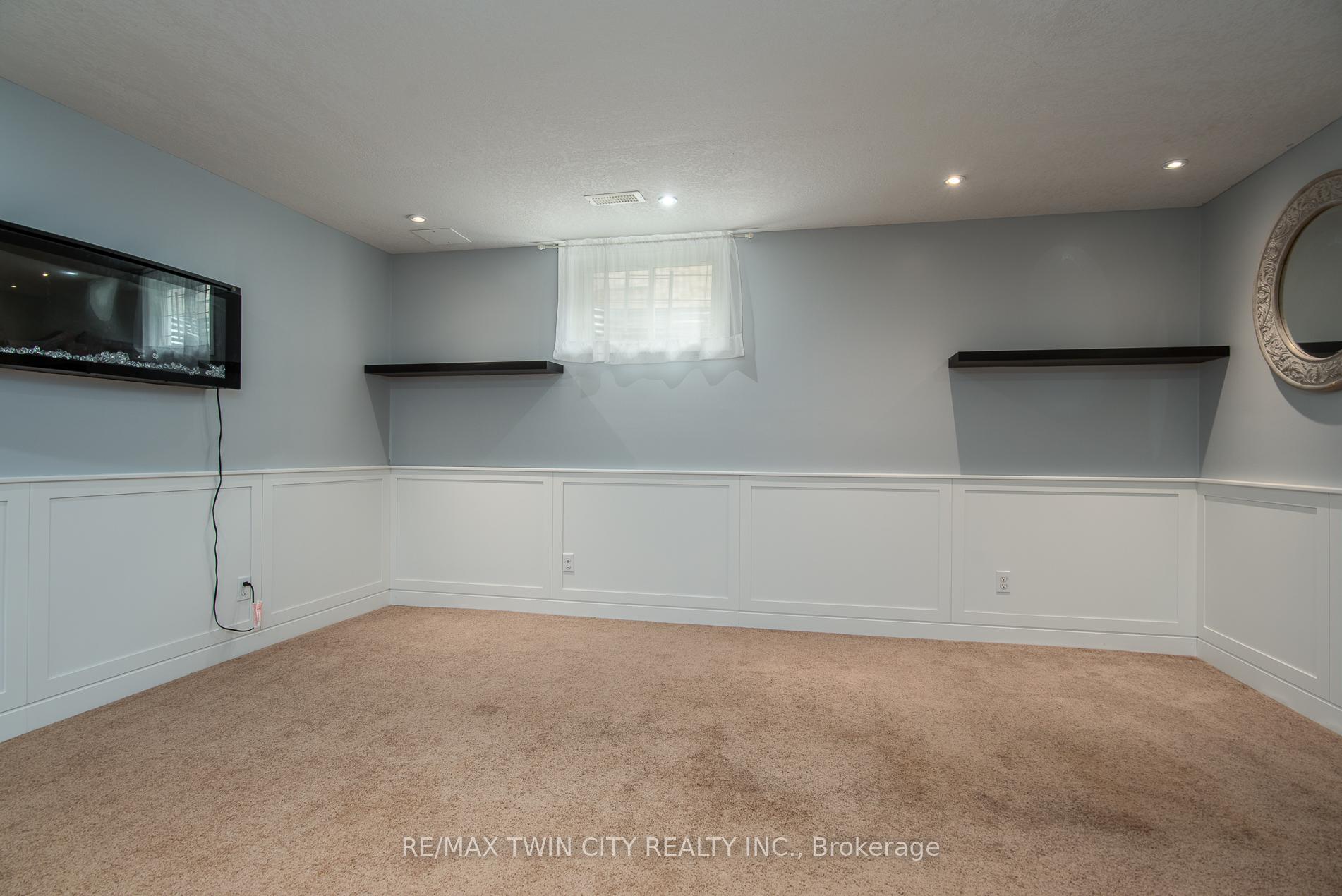 Photo 43 of 178 Ferris Drive, Wellesley — HOMEH