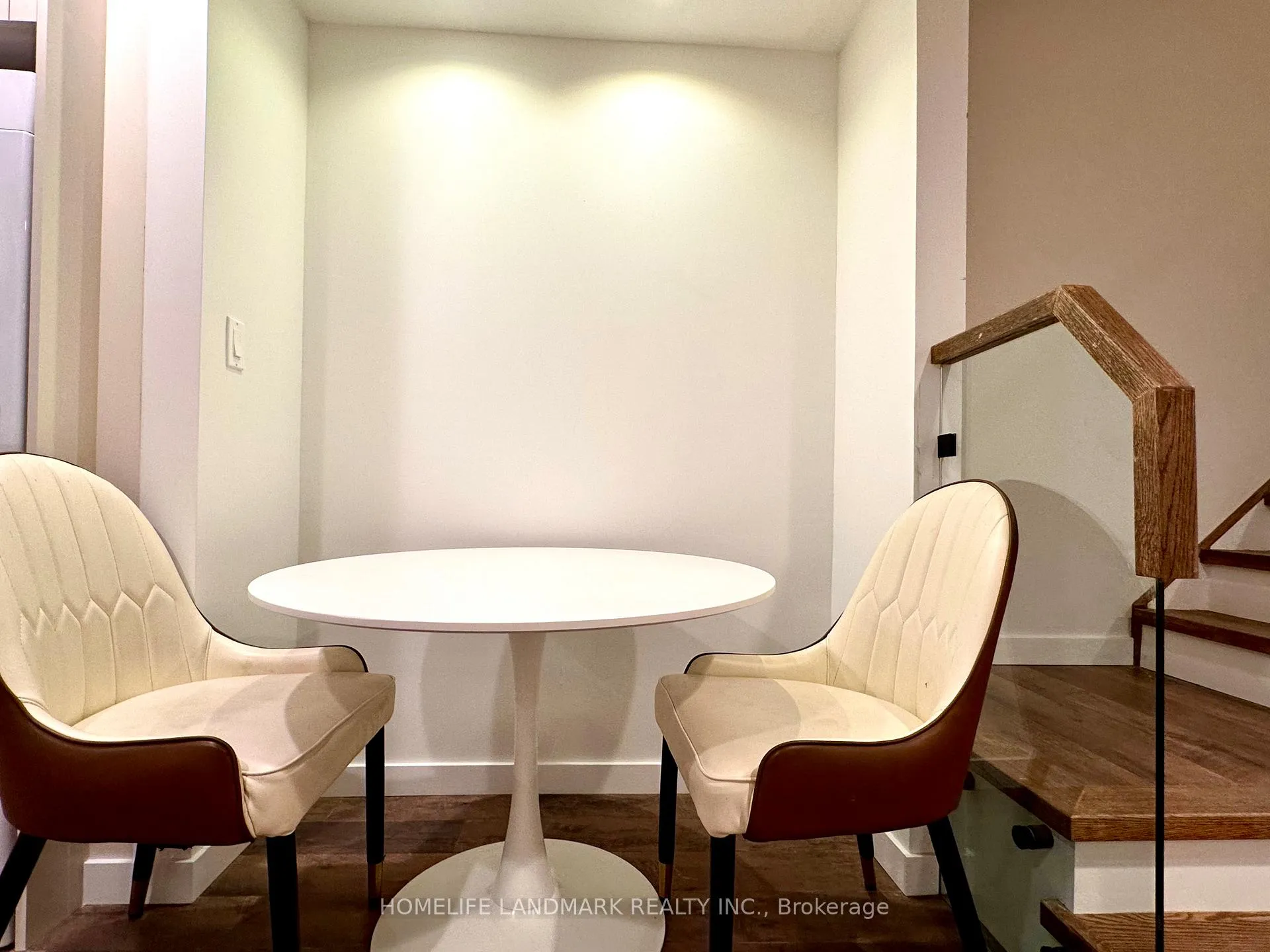 Photo 7 of Unit Bsmt, 21 Villandry Crescent, Vaughan, Maple — HOMEH