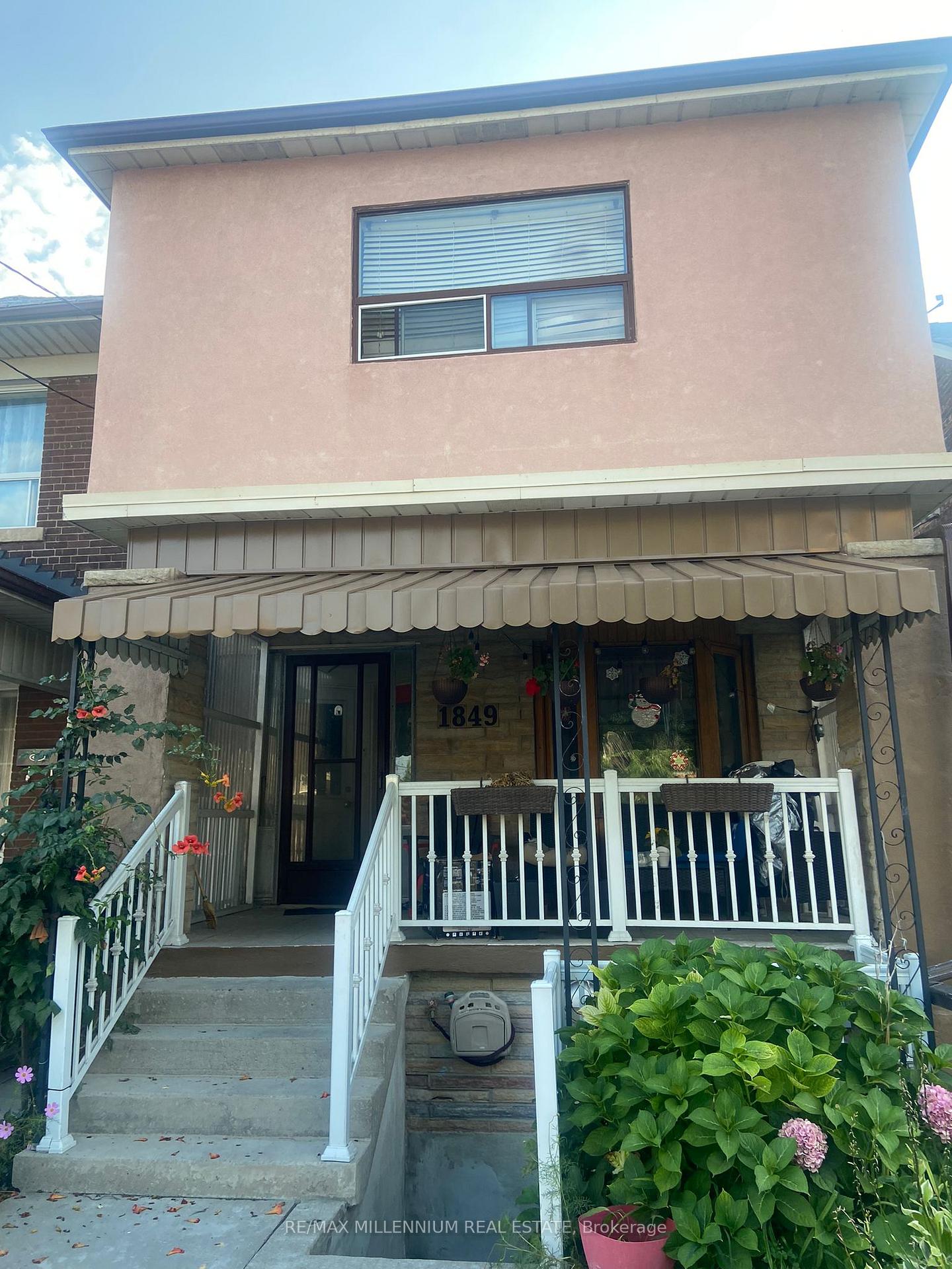 Front of 1849 Dufferin Street E