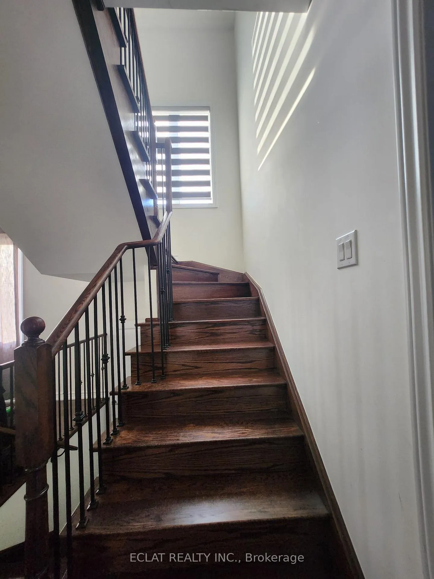 Photo 10 of 48 Simona Avenue, Wasaga Beach — HOMEH