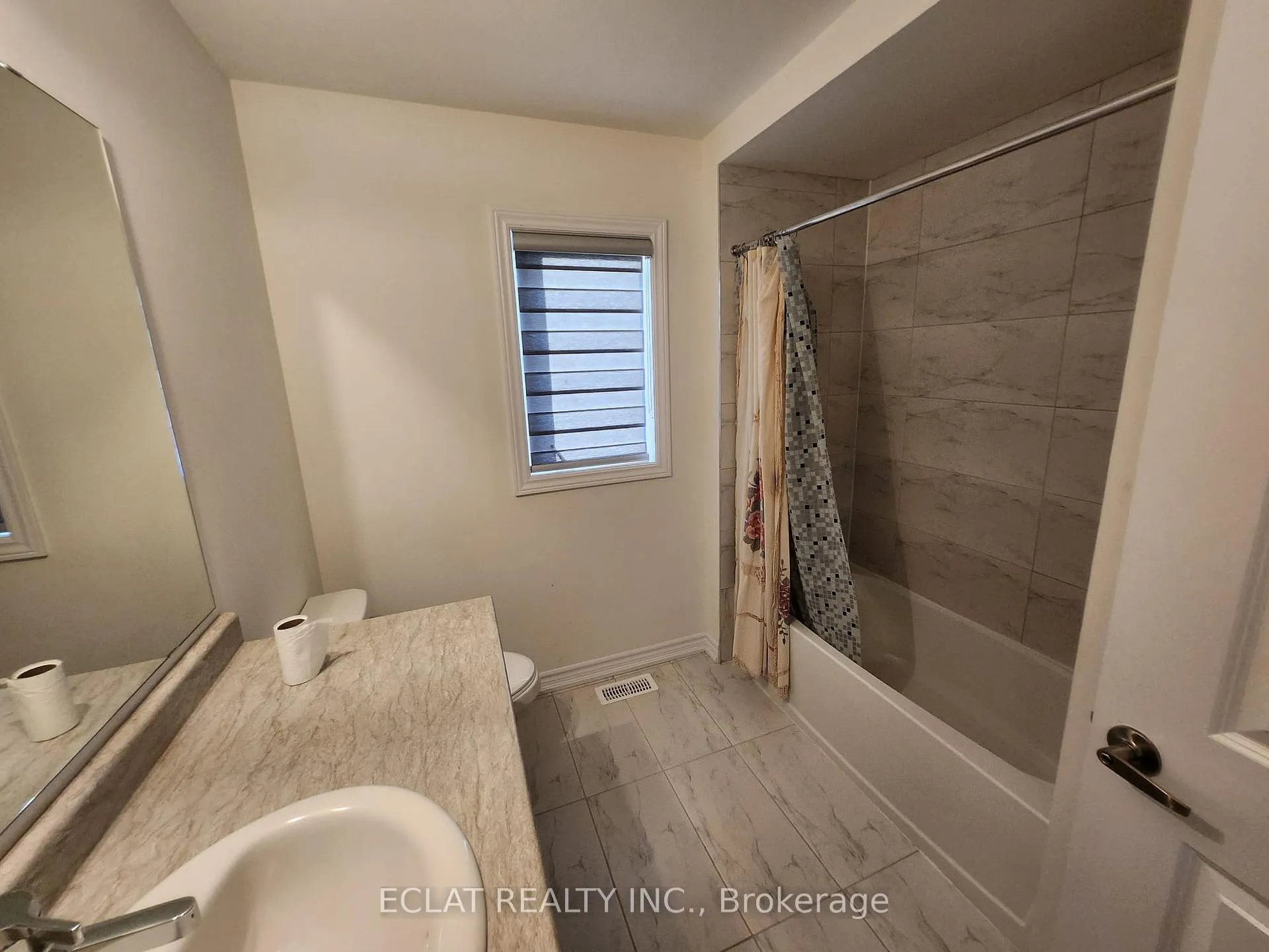 Photo 19 of 48 Simona Avenue, Wasaga Beach — HOMEH