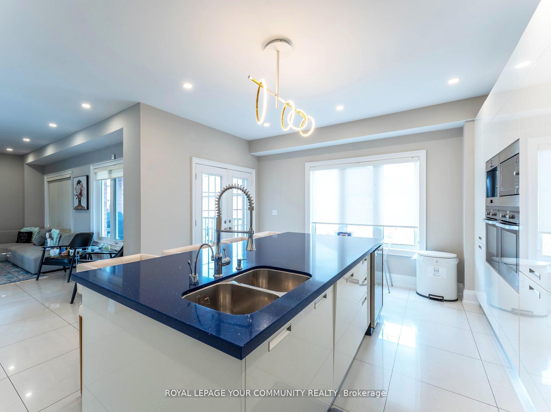 Photo 10 of 339 Thomas Cook Avenue, Vaughan, Patterson — HOMEH