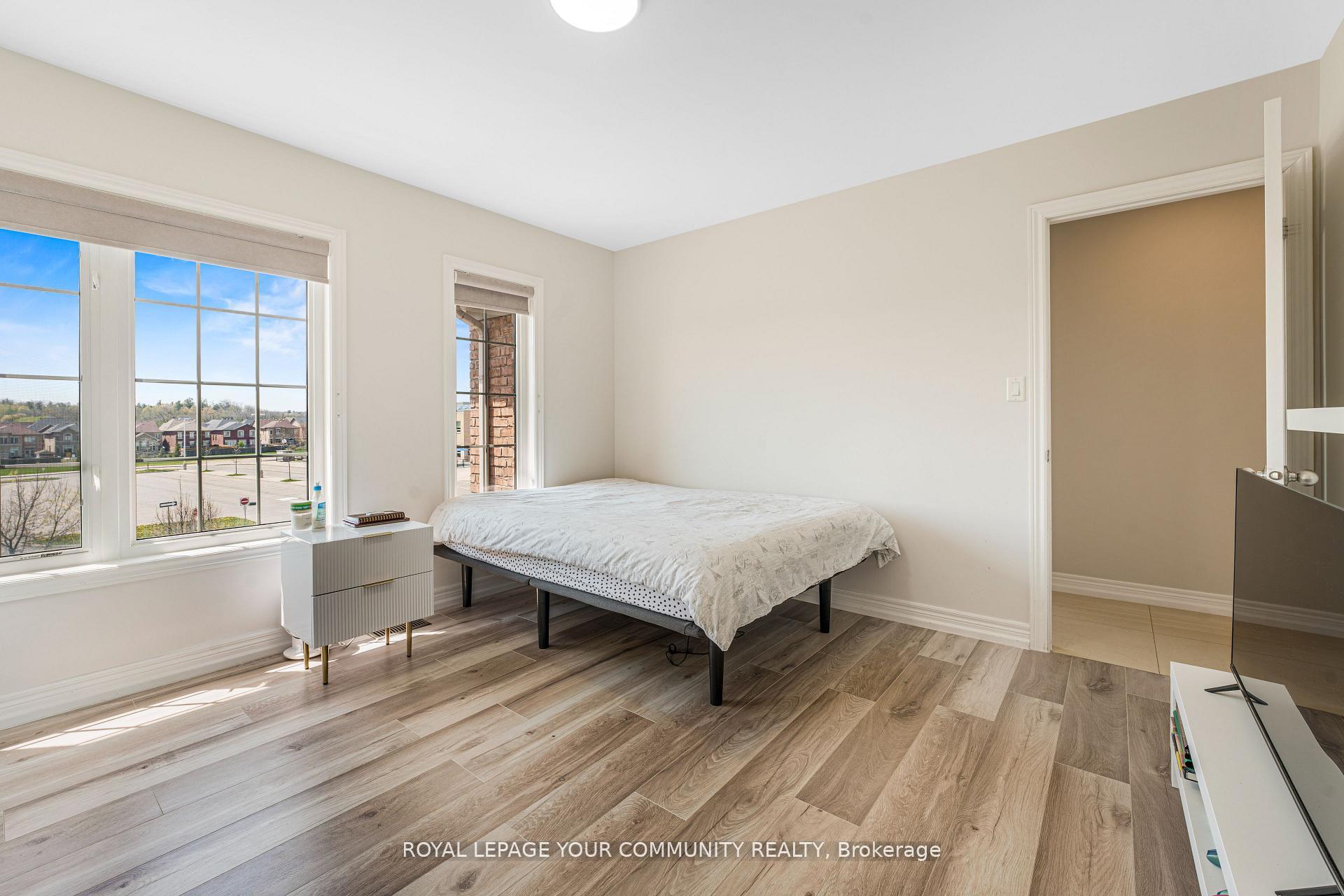 Photo 29 of 339 Thomas Cook Avenue, Vaughan, Patterson — HOMEH