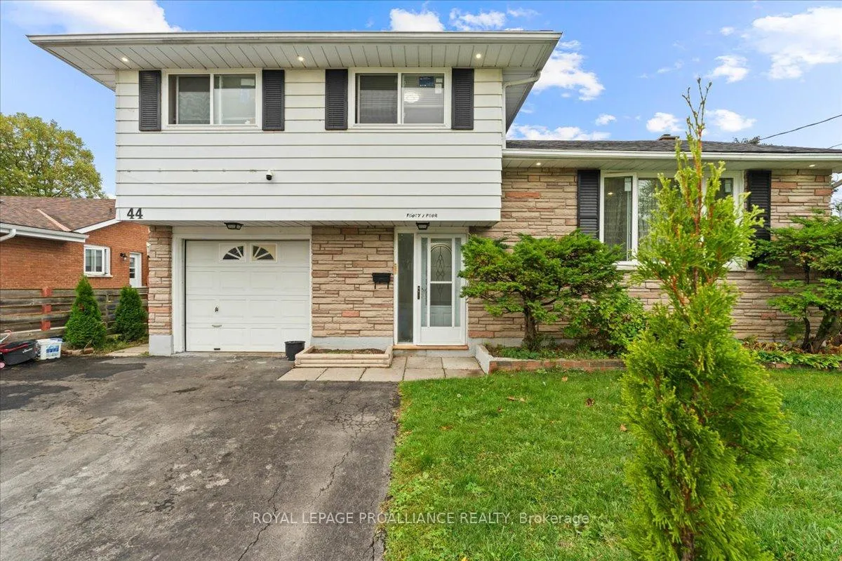 Photo 2 of 44 Meadowvale Avenue, Belleville, Belleville Ward — HOMEH