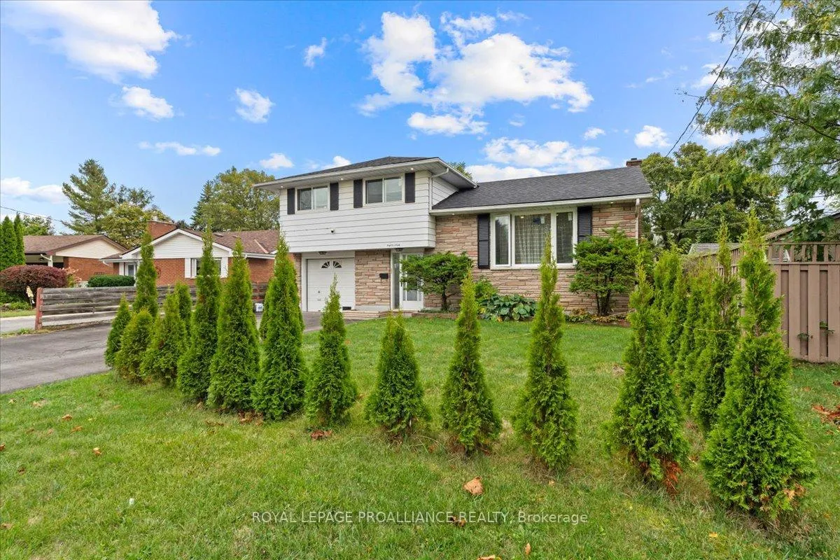 Photo 4 of 44 Meadowvale Avenue, Belleville, Belleville Ward — HOMEH