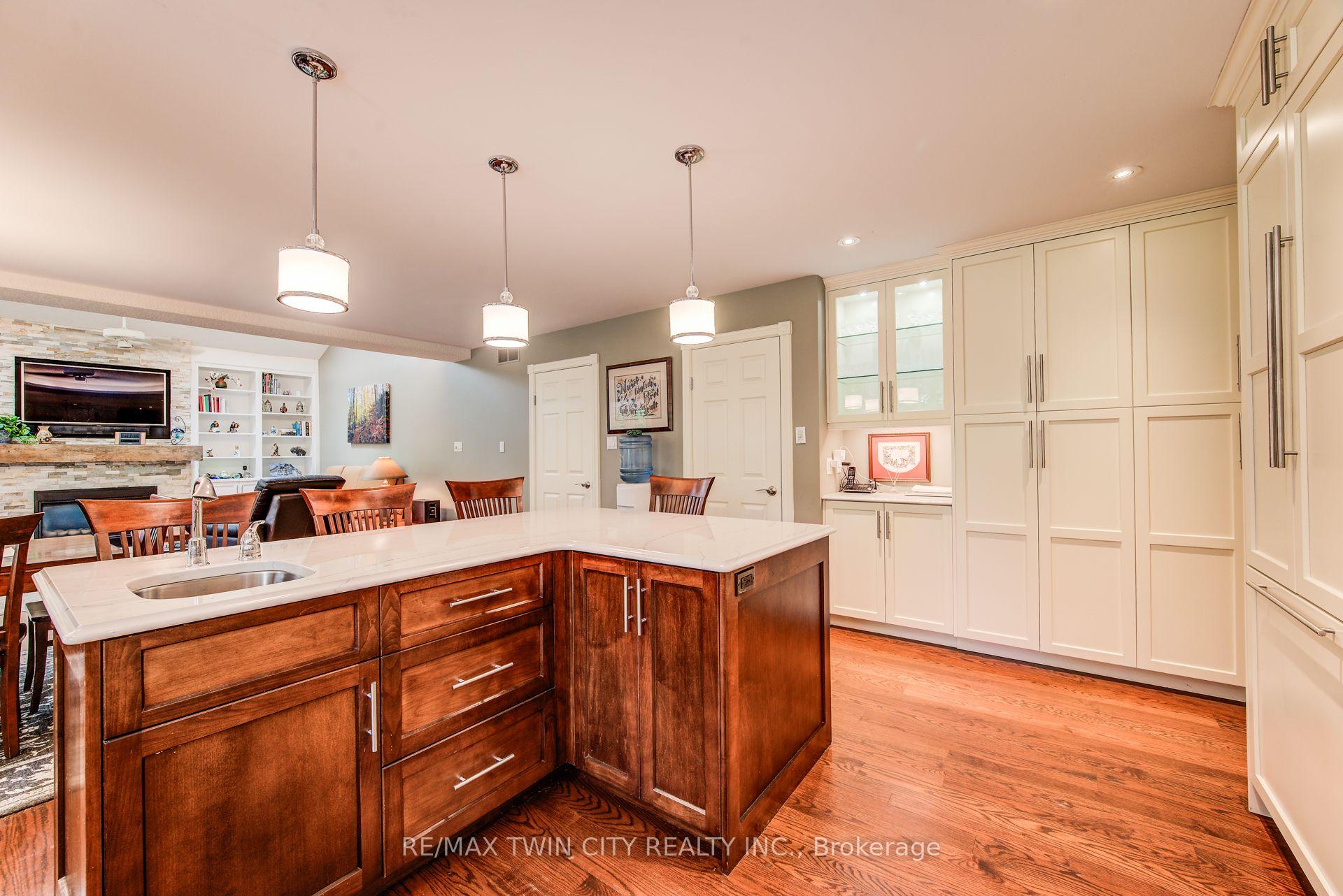 Photo 15 of 48 Peter Street, Wellesley — HOMEH